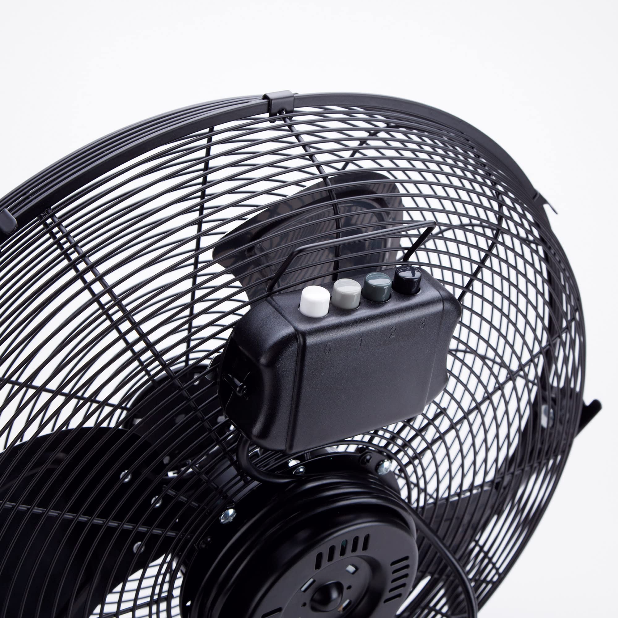 JATA VC3000 - Ventilador de aire industrial con 3 aspas metálicas. Gran ventilación. 3 velocidades. Multiorientable. Rejilla protectora trasera y delantera. Medidas: 50 x 55 cm