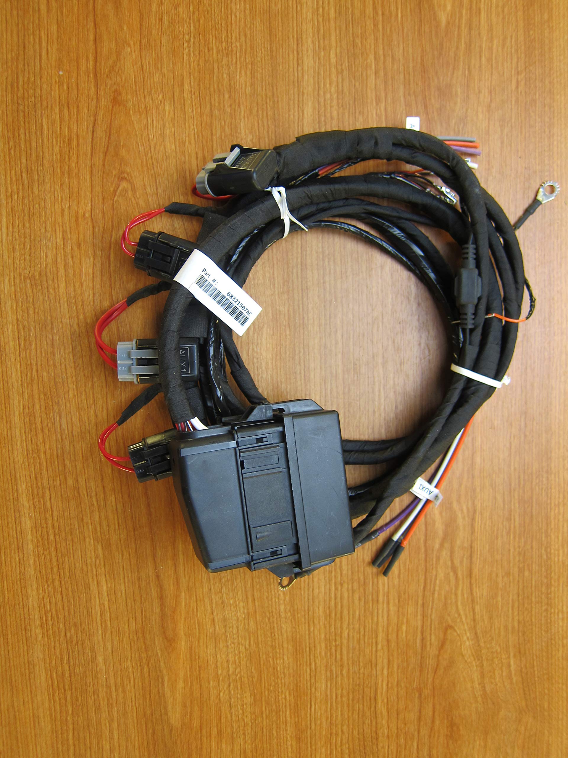 GE T050N Twist Lock Power Inlet, 120/240 VAC, 50 A, NEMA 3R, Galvanized Steel