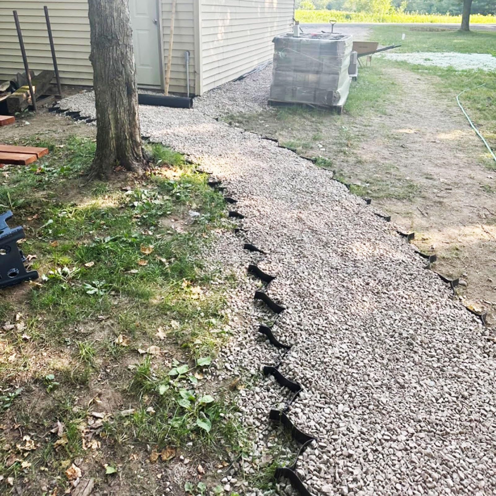 WLCGYD Gravel Stabilizer Grid for Walkway, 2inch Tall Foldable Permeable Landscaping Garden Patio Parking Ground Grids 3 Foot 6 10 24 32 FT Mud Erosion Control Grids(13x23ft/4x7m)