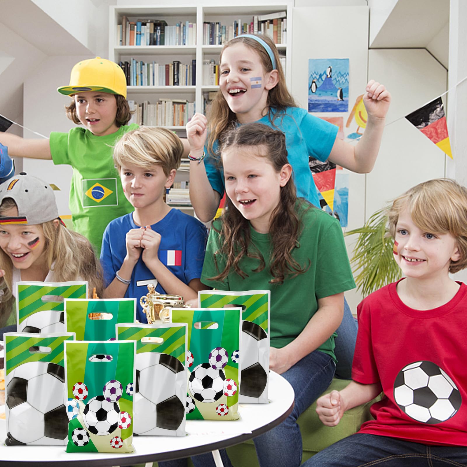 10 Buste Regalo Compleanno A Tema Calcio | Sacchetti In Carta Kraft Con Manici 15x8x21 Cm | Per Festa Bambini - 3