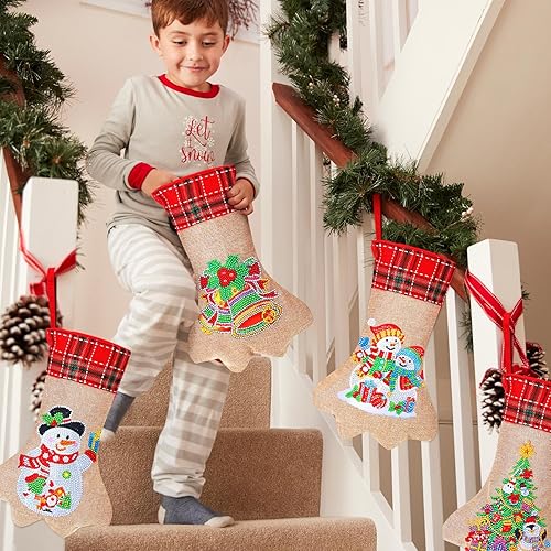 Miniatura 6 de 6 juegos de medias de pintura de diamantes 5D de Navidad, calcetín de Navidad, muñeco de nieve, arte de diamantes de Navidad, kits de pintura de