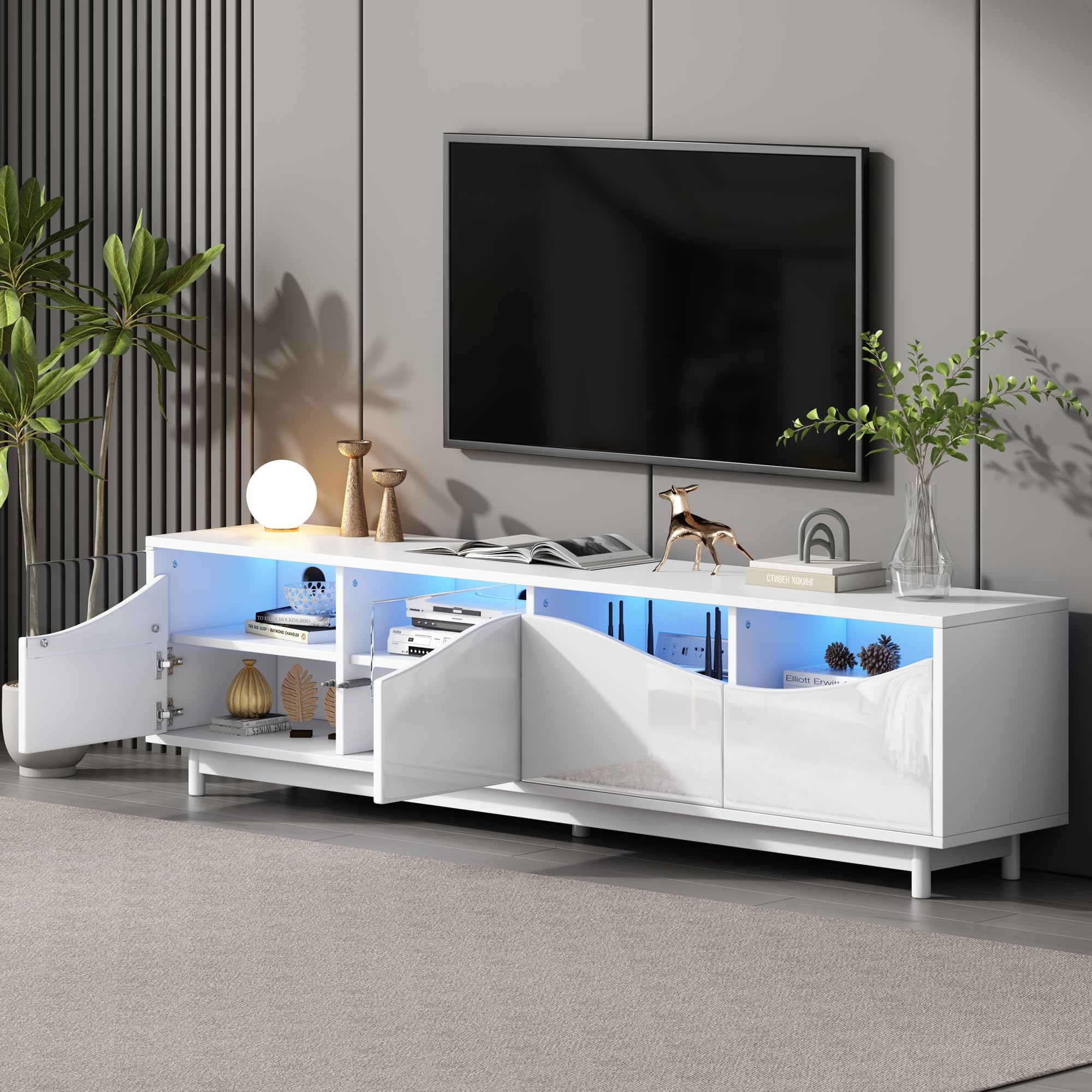 BTM TV-Schrank in geschwungenem Design, weiß, hochglänzend, Schranktür aus gehärtetem Glas, LED-Beleuchtung, geeignet als Unterhaltungsmöbel, Schlafzimmer, Wohnzimmer, 175 x 38 x 51 cm