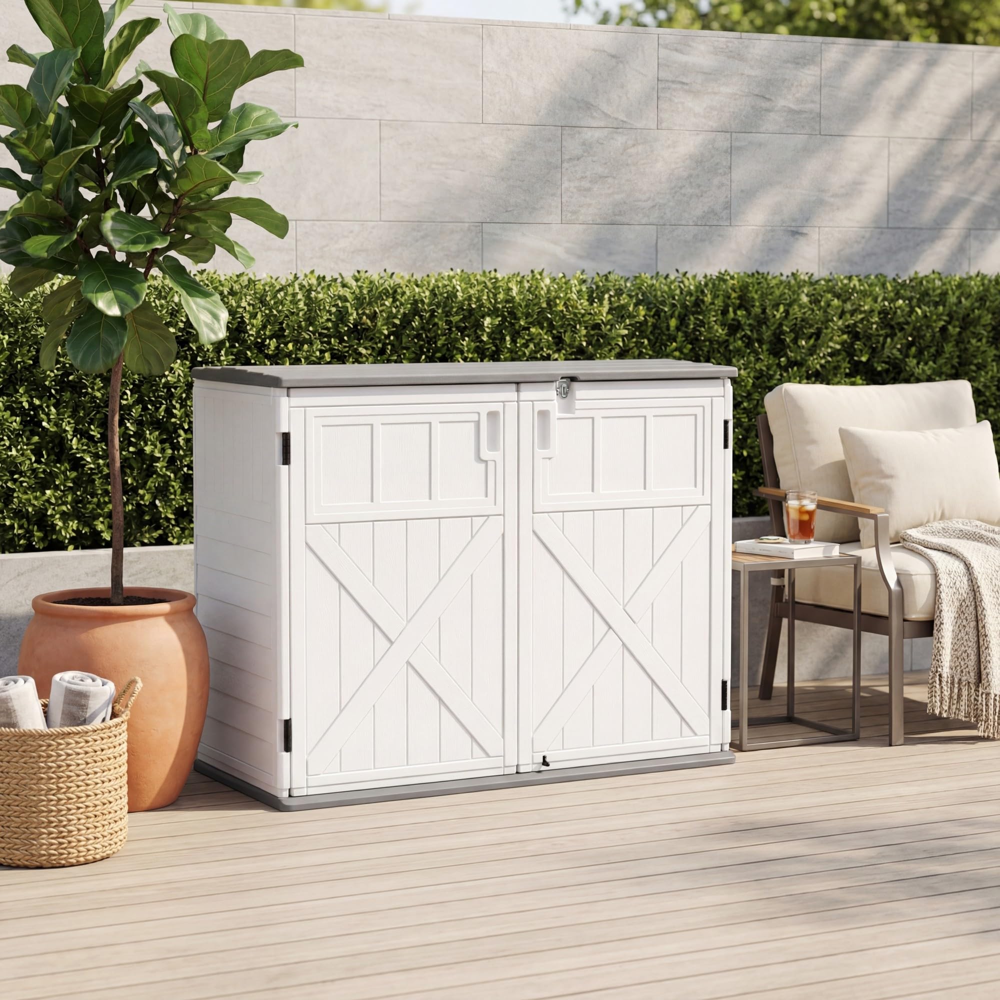 GYMAX Coffre de Rangement de Jardin Imperméable HDPE, 2 Étagères, Couvercle Relevable Verrouillable, Armoire Extérieure, 118 x 63 x 94 cm
