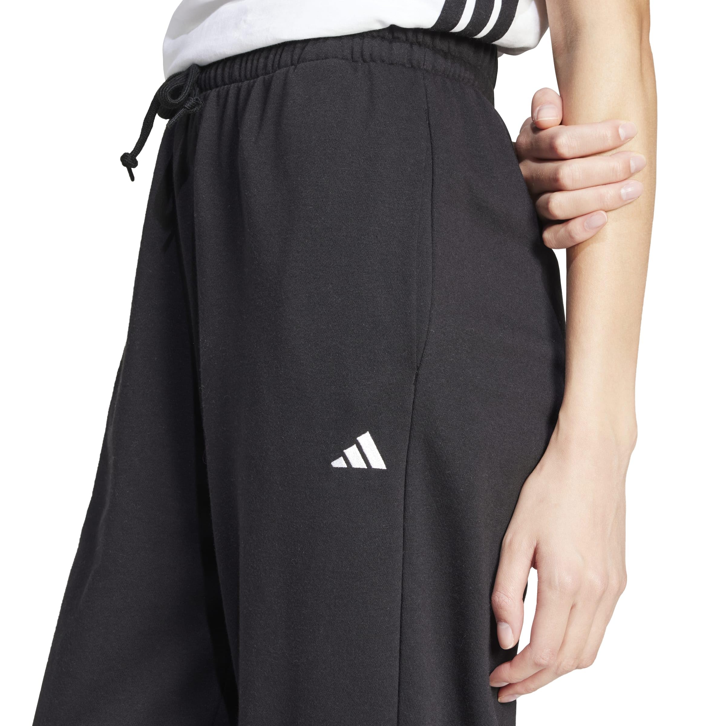 adidas Damen Hose Essentials Small Logo French Terry Cuffed Pants