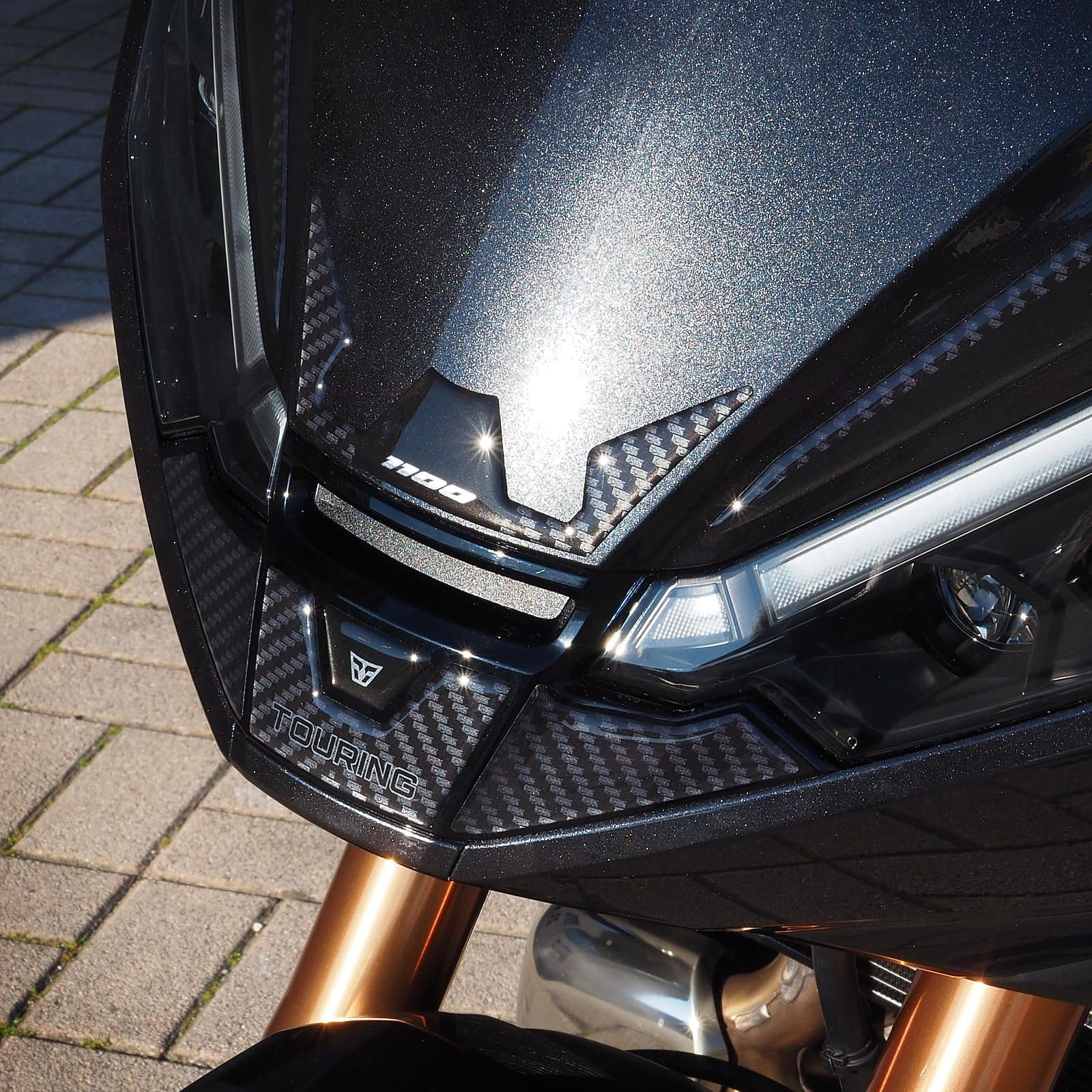 Resin Bike Naklejki Moto kompatybilne z Honda NT 1100 2025-2026. Chronią Przednia kopuła przed uderzeniami i zadrapaniami. Naklejki żywiczne z efektem 3D - wyprodukowane we Włoszech