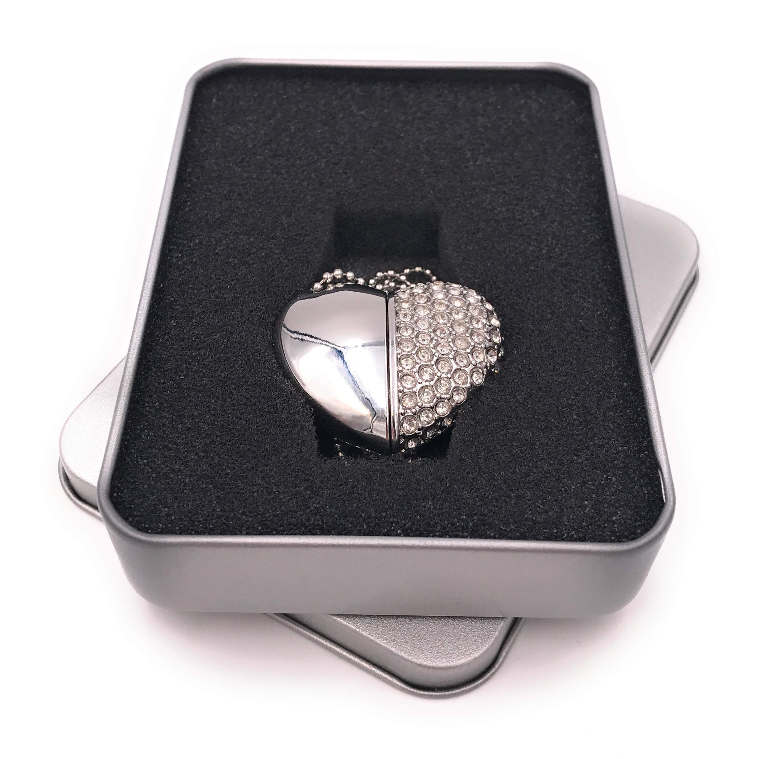 Clé USB 64 Go perdue ? Solution collier coeur argent strass Onwomania