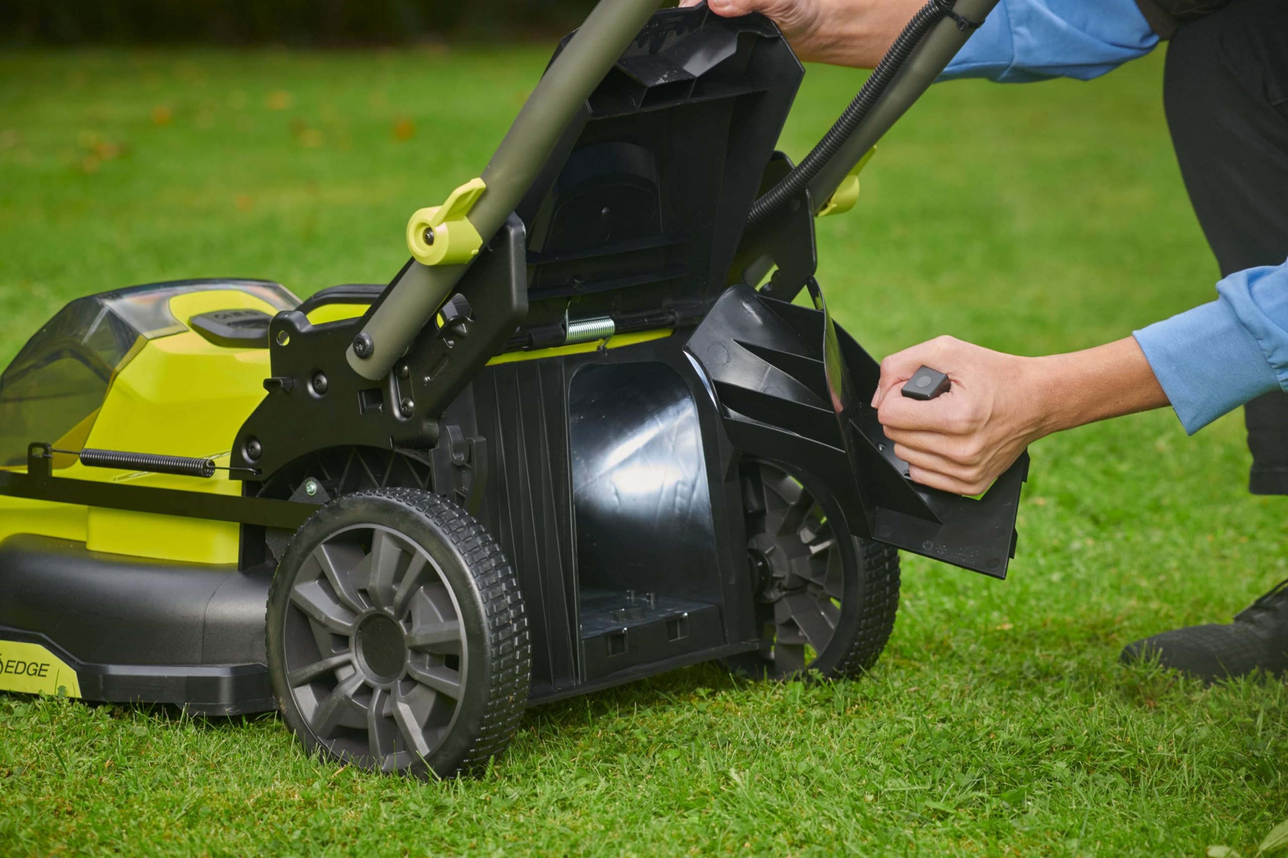 RYOBI Recortadora sin Hilos sin Hilos 18 V One+ RY18LMX40C-0 - Ancho Ø40 cm, Bandeja semirrígida 50 L, Ajuste centralizado, Mango Plegable - Batería no incluida