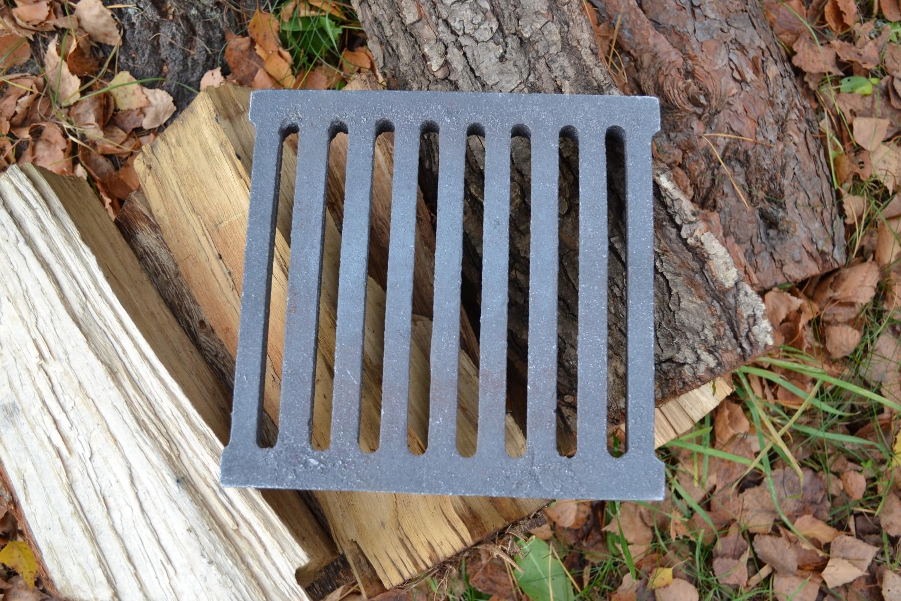 SEZAM 22 x 23 cm (22 x 22,8), robusta e massiccia, griglia per forno, griglia per ceneri in ghisa, diversi diametri, griglia per camino, griglia per stufa, griglia per forno, griglia per braciere