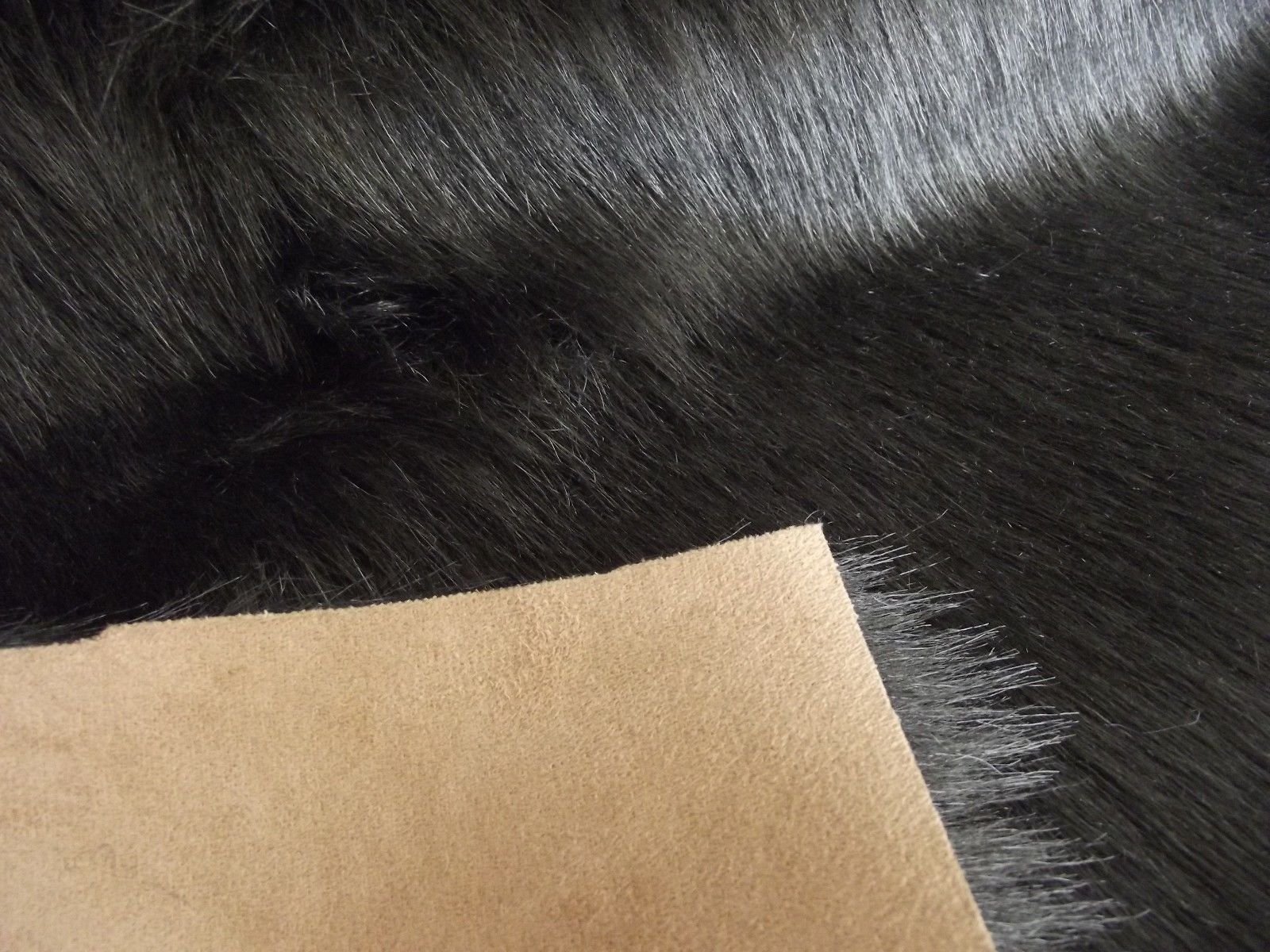 Tissu fausse fourrure marron double face avec envers suede epais pour couverture