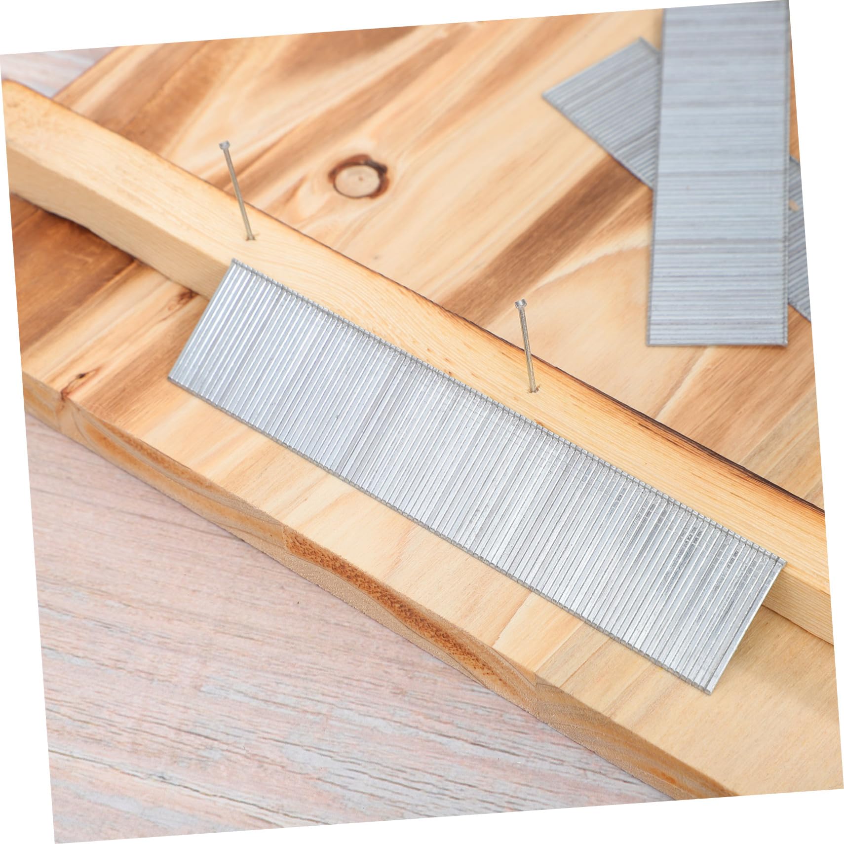 2 Boxen Boxen Woodworking Nails Stahl Finishing Nägel Gerade Möbel Montage Nägel für Schrankrückwand und Zierleisten Hohe Festigkeit Rostfrei Geeignet für Druckluftnagler pro Box