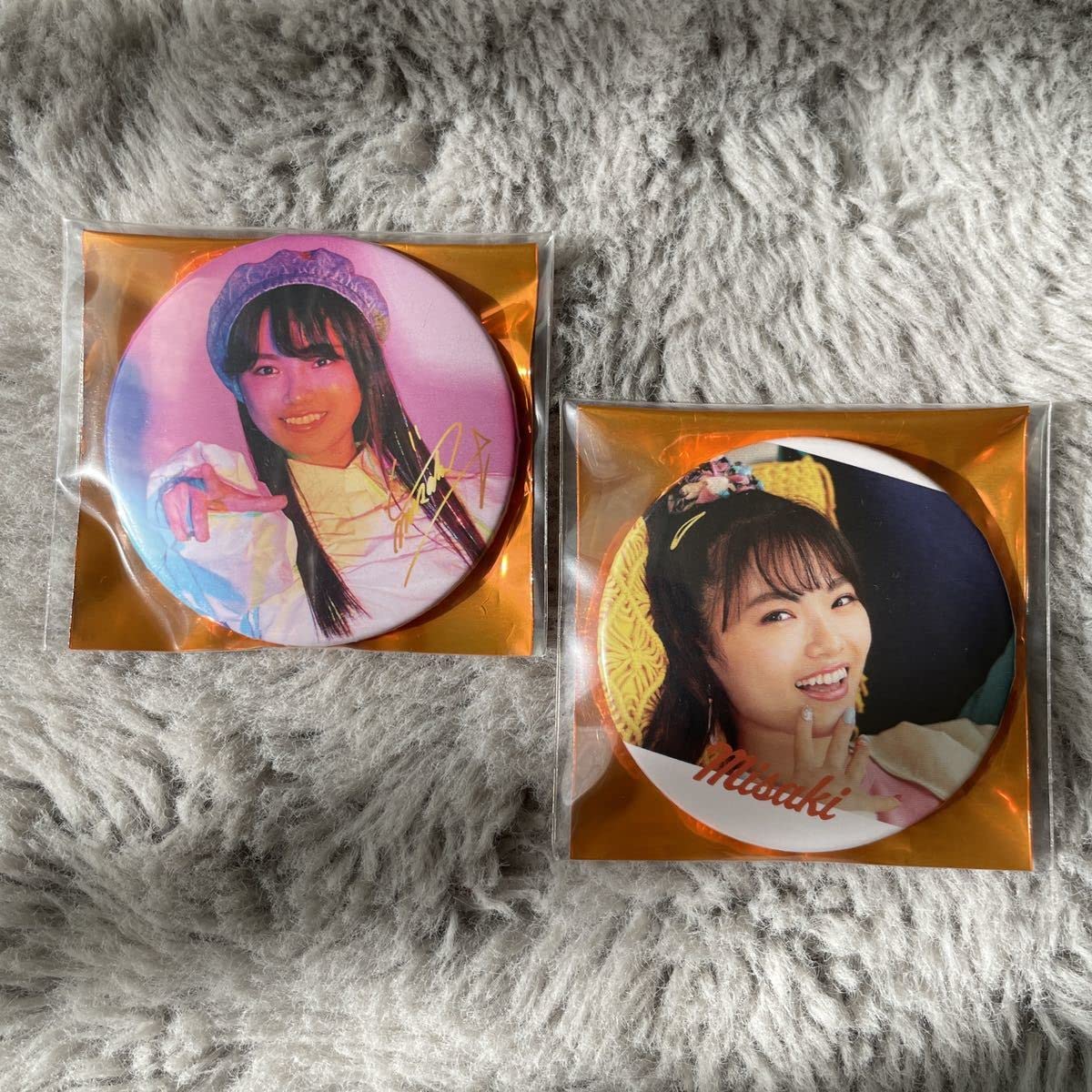 Amazon.co.jp: Girls2 girls2 ガールズガールズ 缶バッジ 缶
