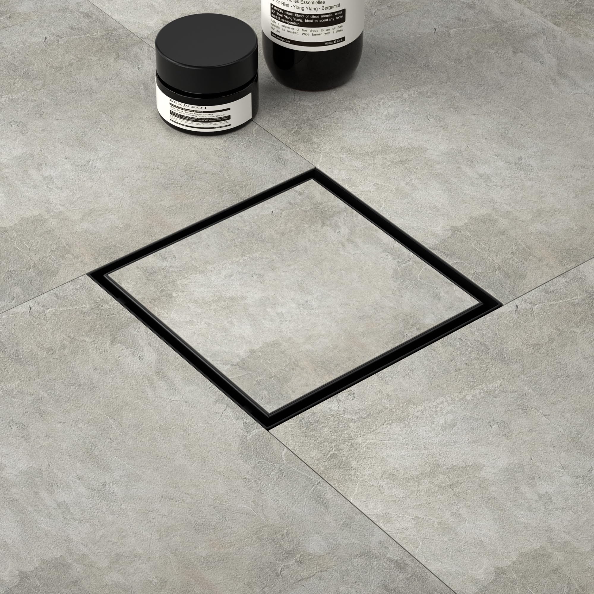Caniveau de douche carré 15 x 15 cm, siphon à 360° avec système anti-odeurs et tamis à cheveux 2 en 1 carrelable - En acier inoxydable - Très plat - DN50 DN40 - Noir