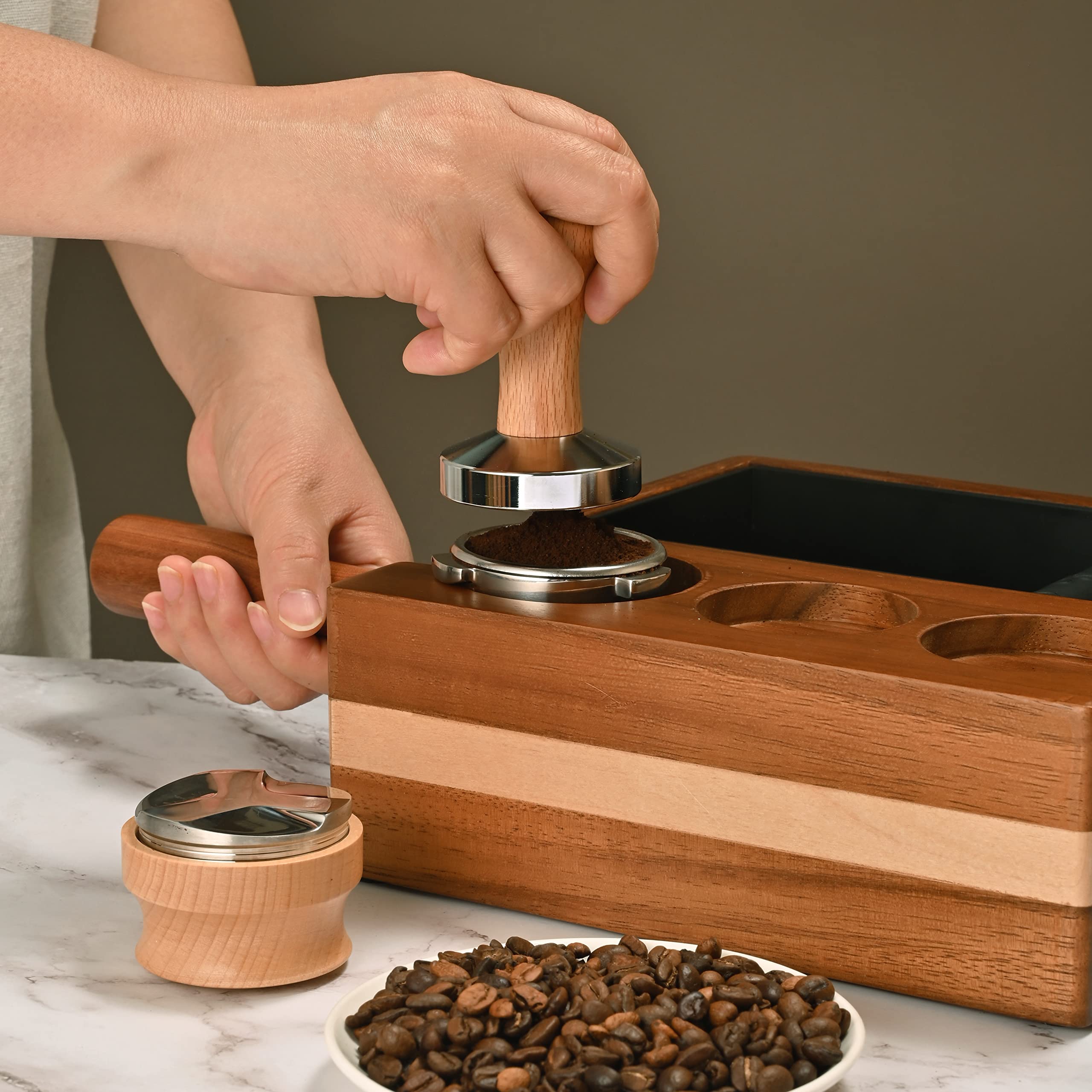 Espresso Knock Box, 58MM Coffee Espresso Accessories Organizer Box Fits Espresso Distributor, Tamping Station Base, Tamper Holder-1.5L Coffee Grounds Box, Walnutwood Beechwood For Home office Cafe