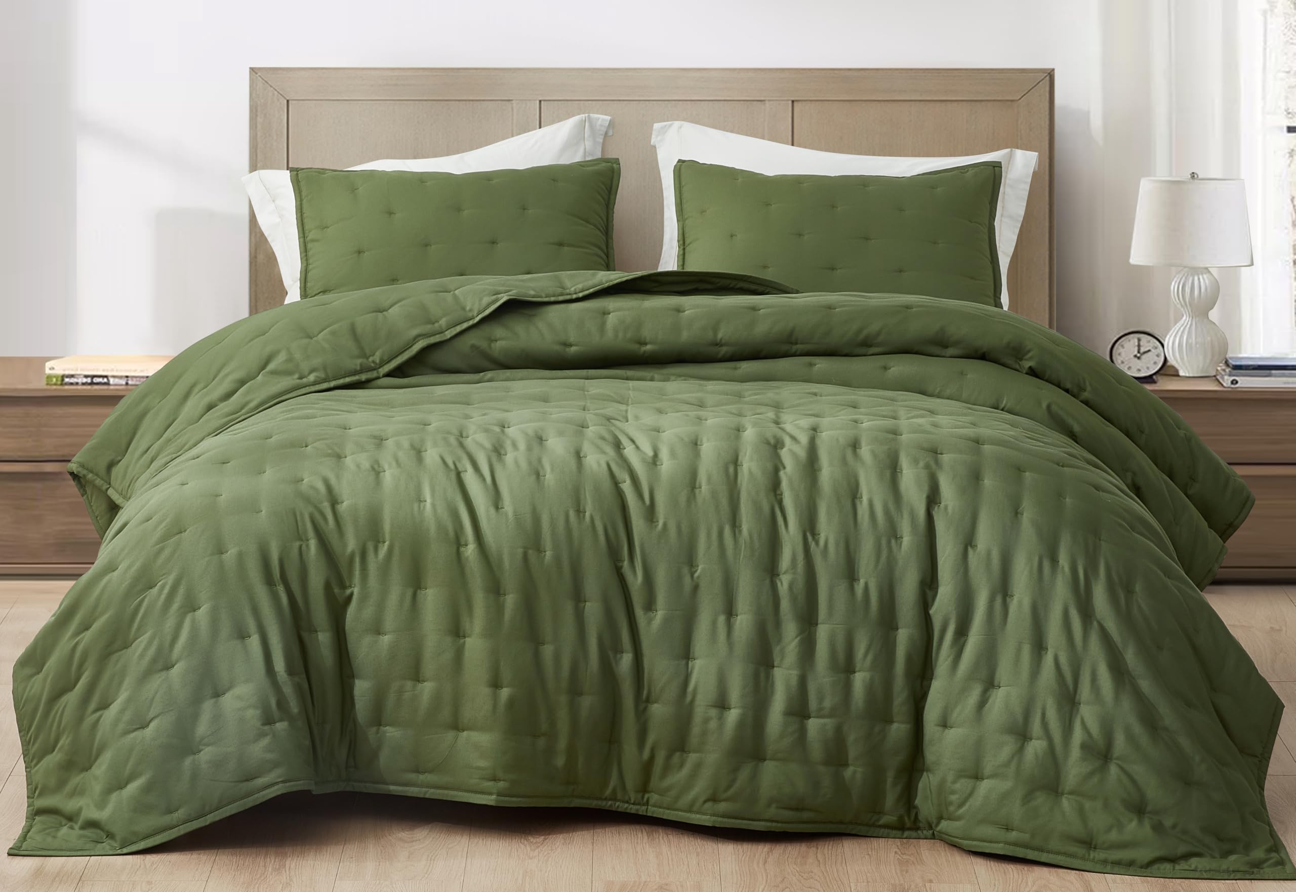 Chezmoi Collection Glen 3-Piece Crescent Stitched Quilt Set, Queen Size, Olive Green - Rayon Derived from Bamboo & Polyester Blended, Soft Breathable