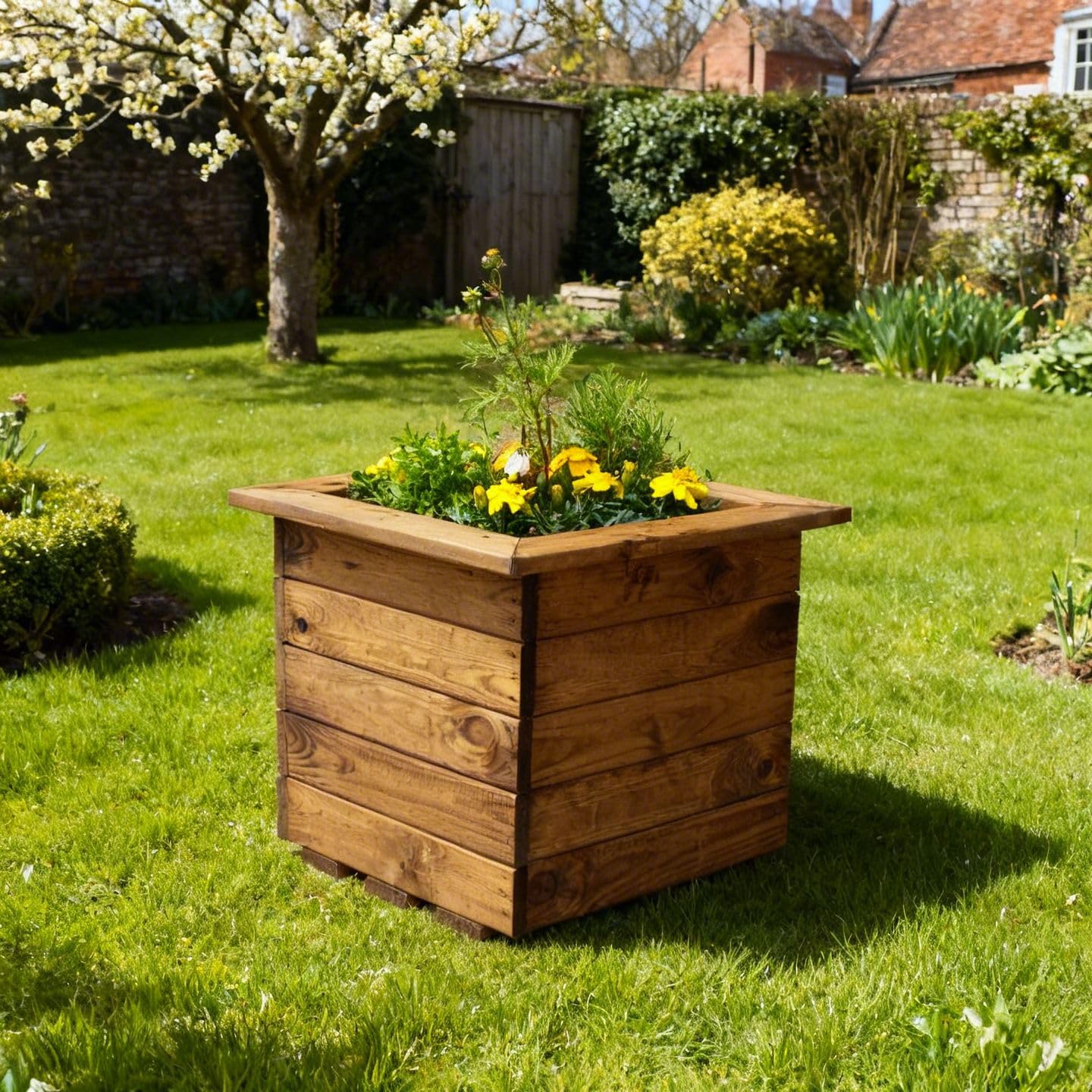 Charles Taylor Country Large Square Wooden Planter