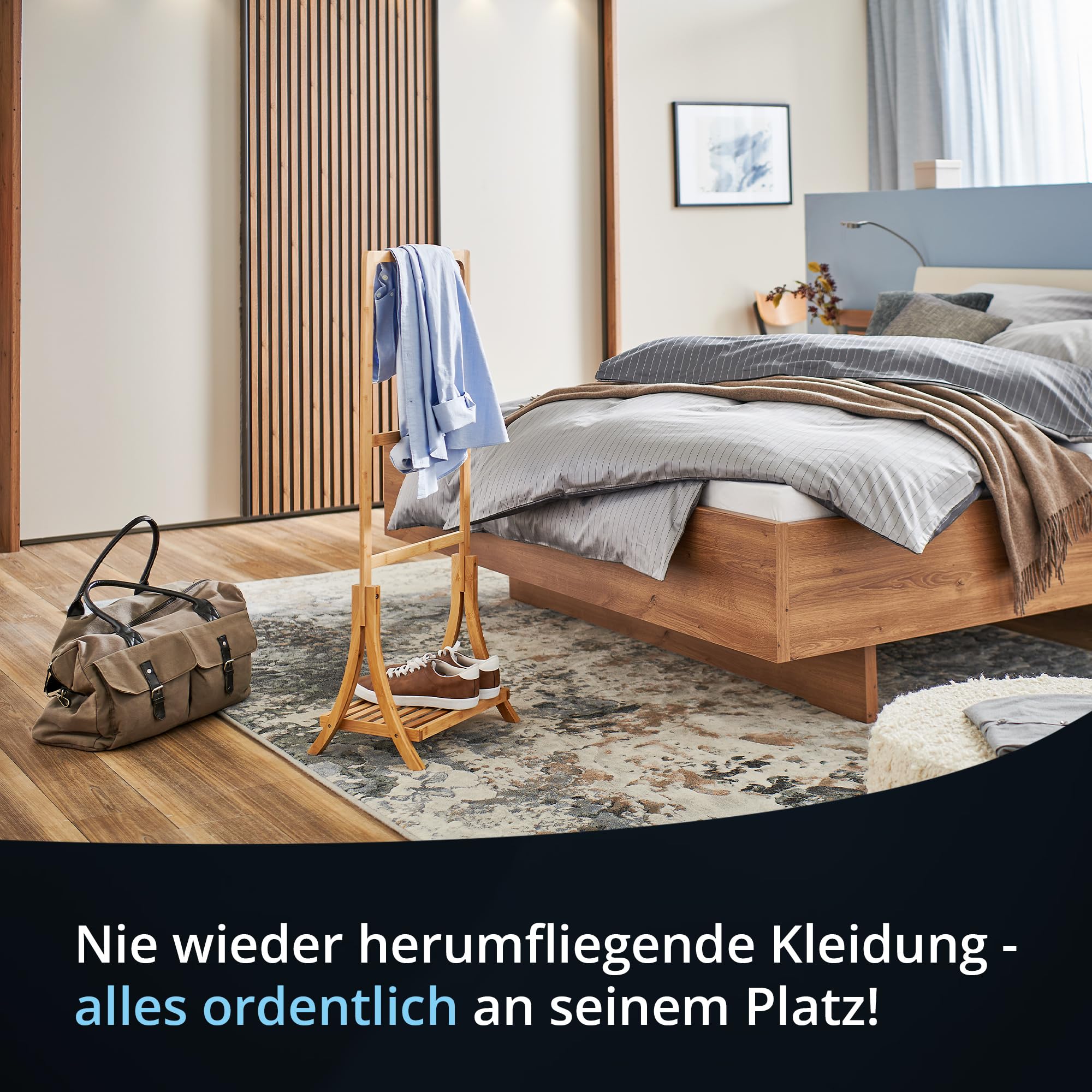 KHG Herrendiener aus Bambus Echtholz für Kleidung, Sackohalter mit Hosenbügel sowie Schuhablage, Stummer Diener fürs Schlafzimmer 104x40x28 cm