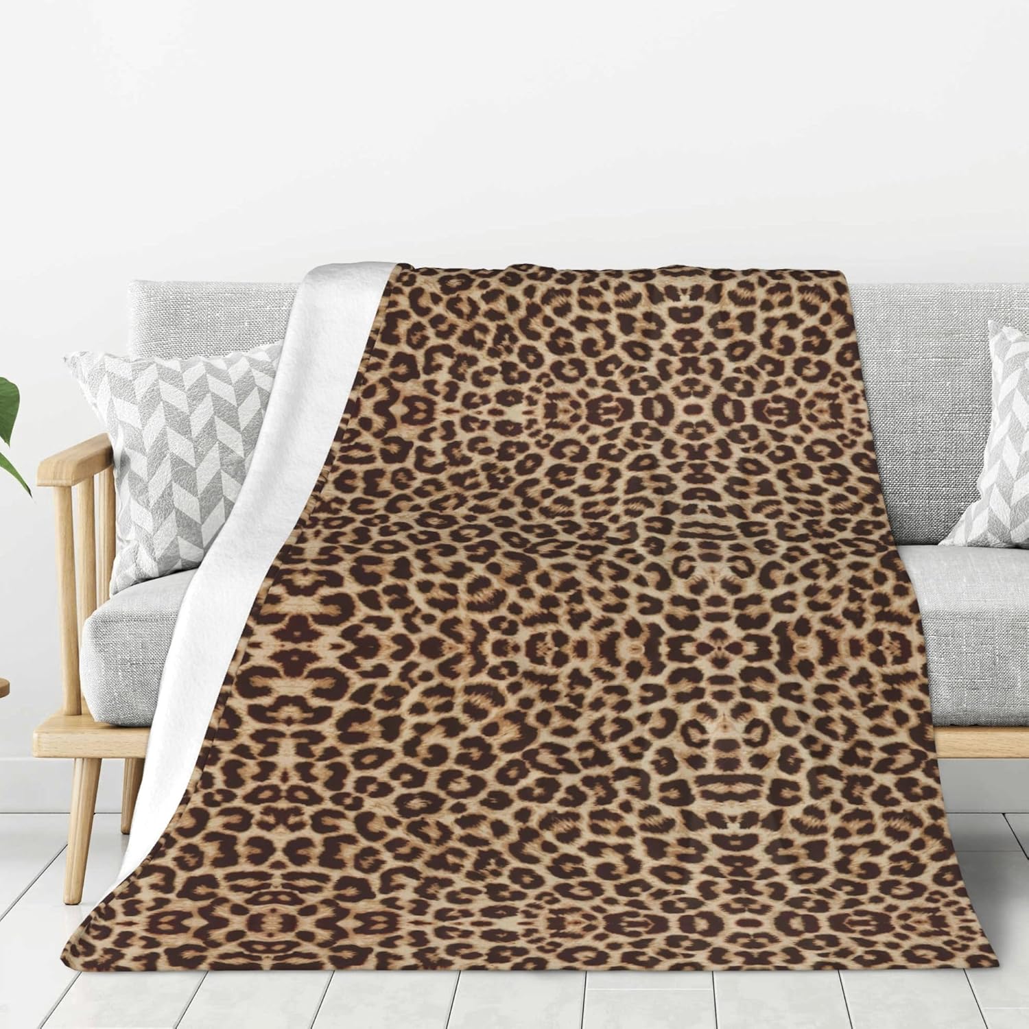 Cheetah Print Blanket Throw for Couch Bed Sofa Living Room, Leopard Print Blanket Flannel Fleece Soft Cozy Lightweight Breathable Durable Home Decor, Gifts for Women Girls 50 x 60 Inches - Image 2