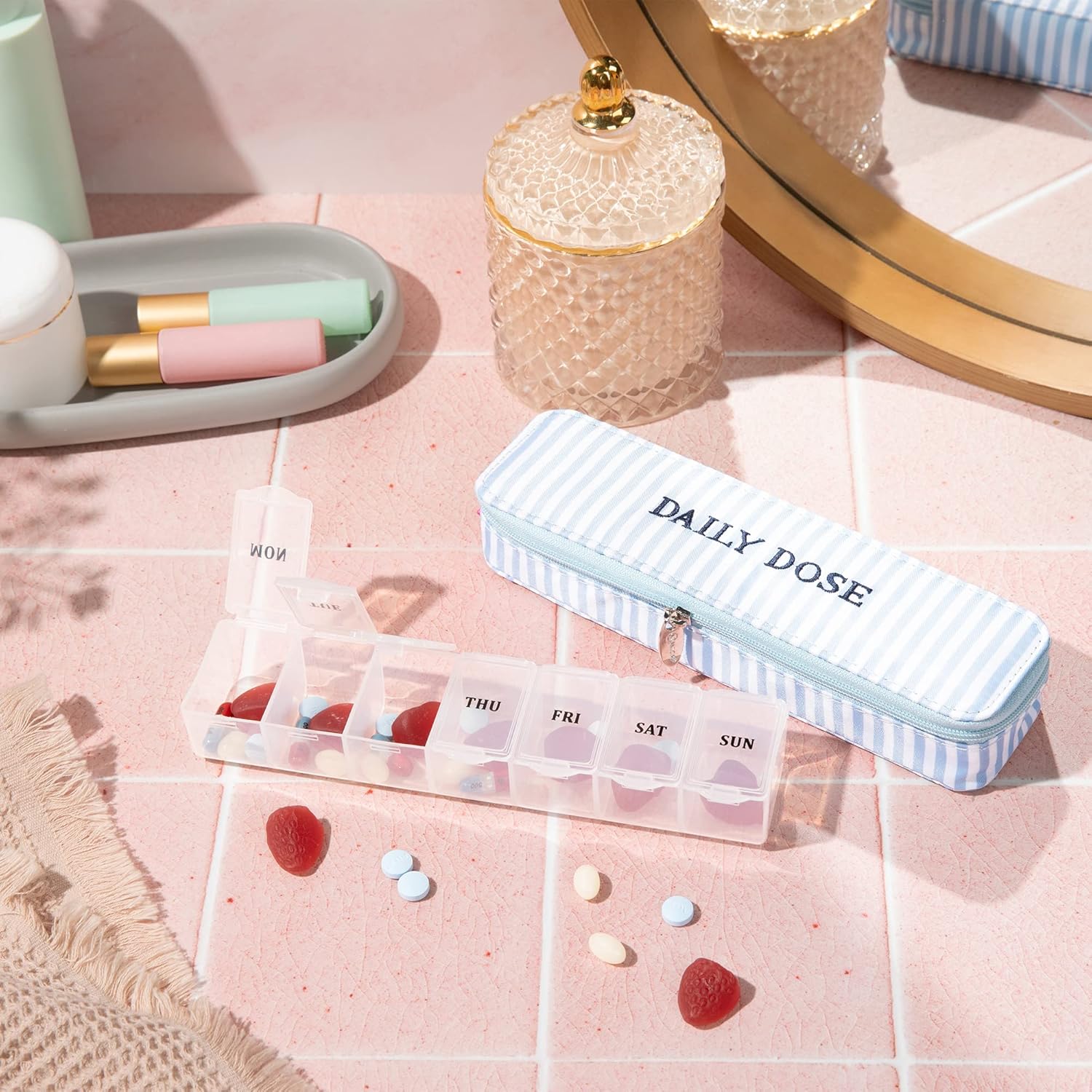MIAMICA Women's Large Zippered Pill Case with 7-Day Removable Plastic Organizer, Coral, 8” x 2.25” x 1.30” – Weekly Medicine Box Compact Design : Health & Household