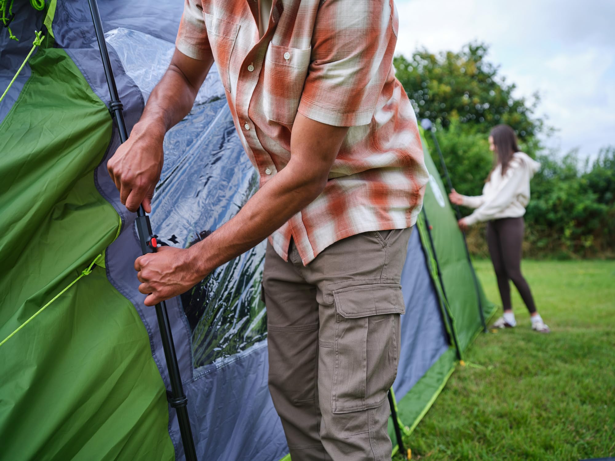 Coleman Tienda Fastpitch Victoria Falls 4 Blackout| Montaje rápido en 2 Minutos| Dormitorio oscurecido|Tienda Familiar compacta para 4 Personas |Tienda para Festivales y Camping |Impermeable 4500 mm
