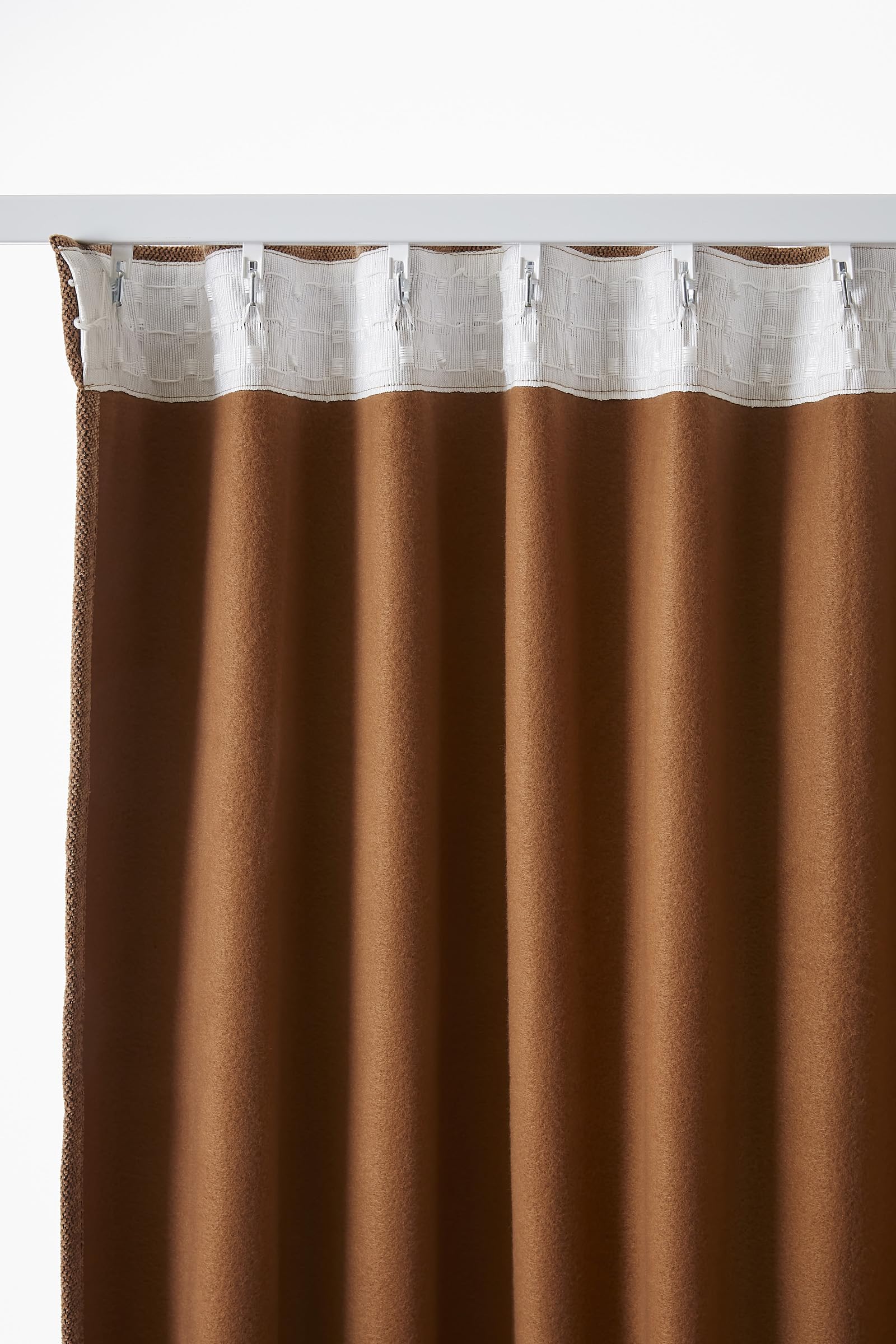 Rideau occultant phonique et Thermique doublé Polaire Galon fronceur Bjorn 100% Opaque Le Fil d'Ariane (Camel)