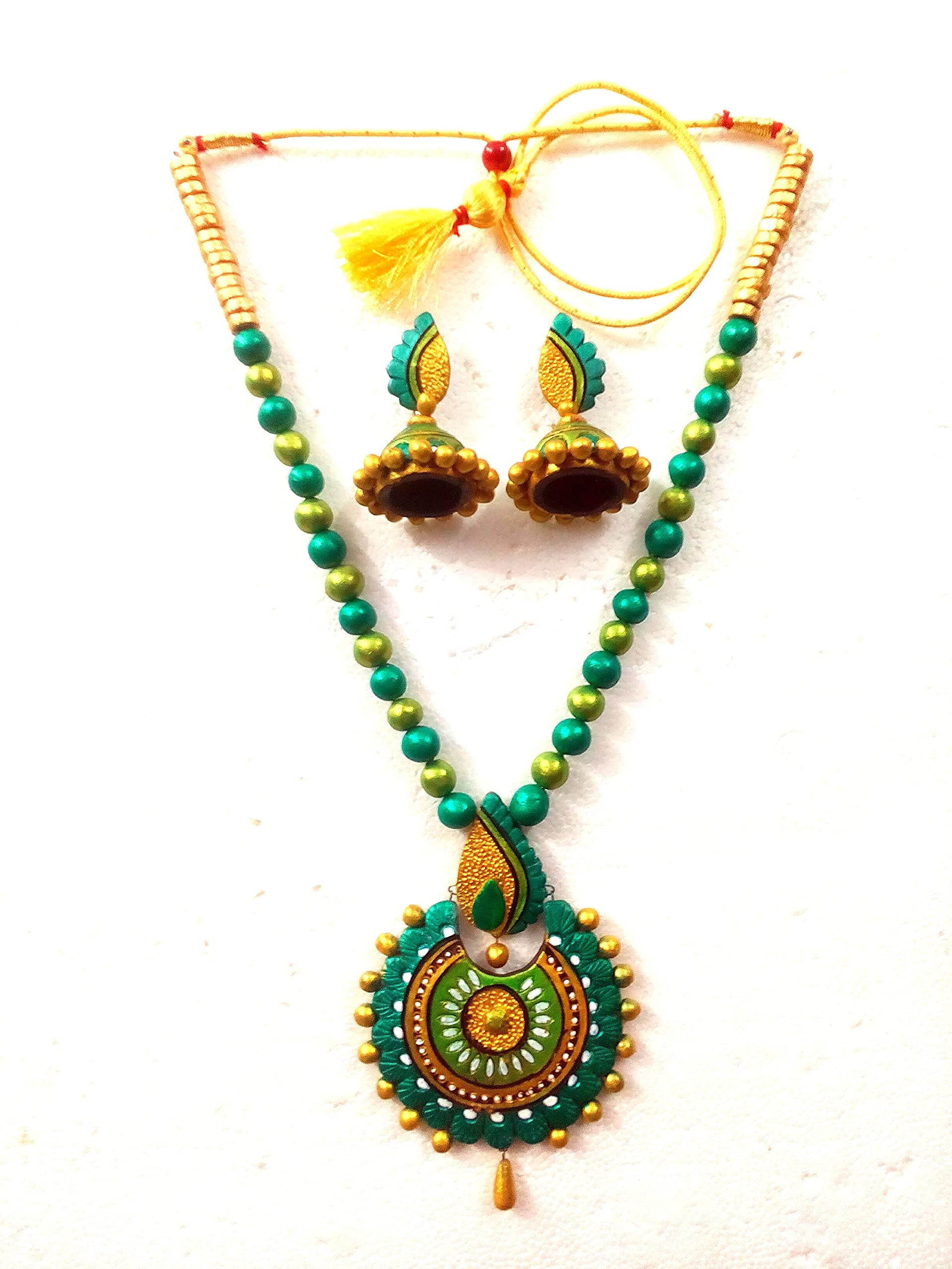 See full amazon price history chart for Haus Fabula Women’s Handmade Terracotta Traditional Green Hand Painted Jewellery Set, (HFNKTC_217078 GREEN) Haus Fabula Women’s Handmade Terracotta Traditional Green Hand Painted Jewellery Set, (HFNKTC_217078 GREEN) (B0B6RHHRYK) Amazon Price History, Amazon Price Tracker