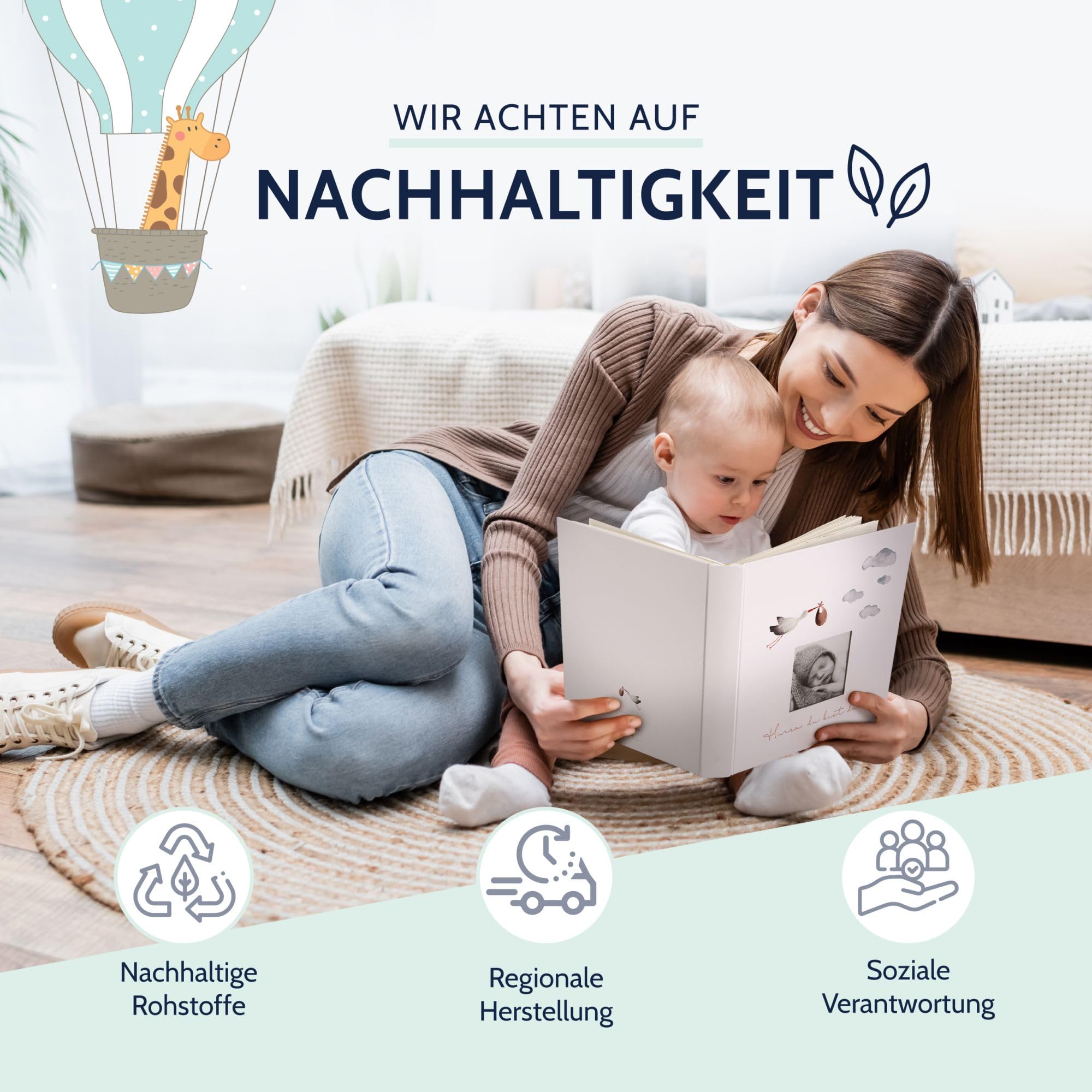 goldbuch 15 474 Babyalbum Hurra - Du bist da!, Babybuch 30 x 31 x 4 cm, Foto Album, 58 weiße Blankoseiten, 4 illustrierte Seiten, Einband aus Kunstdruck mit Goldprägung, Unisex, Fotobuch Weiß