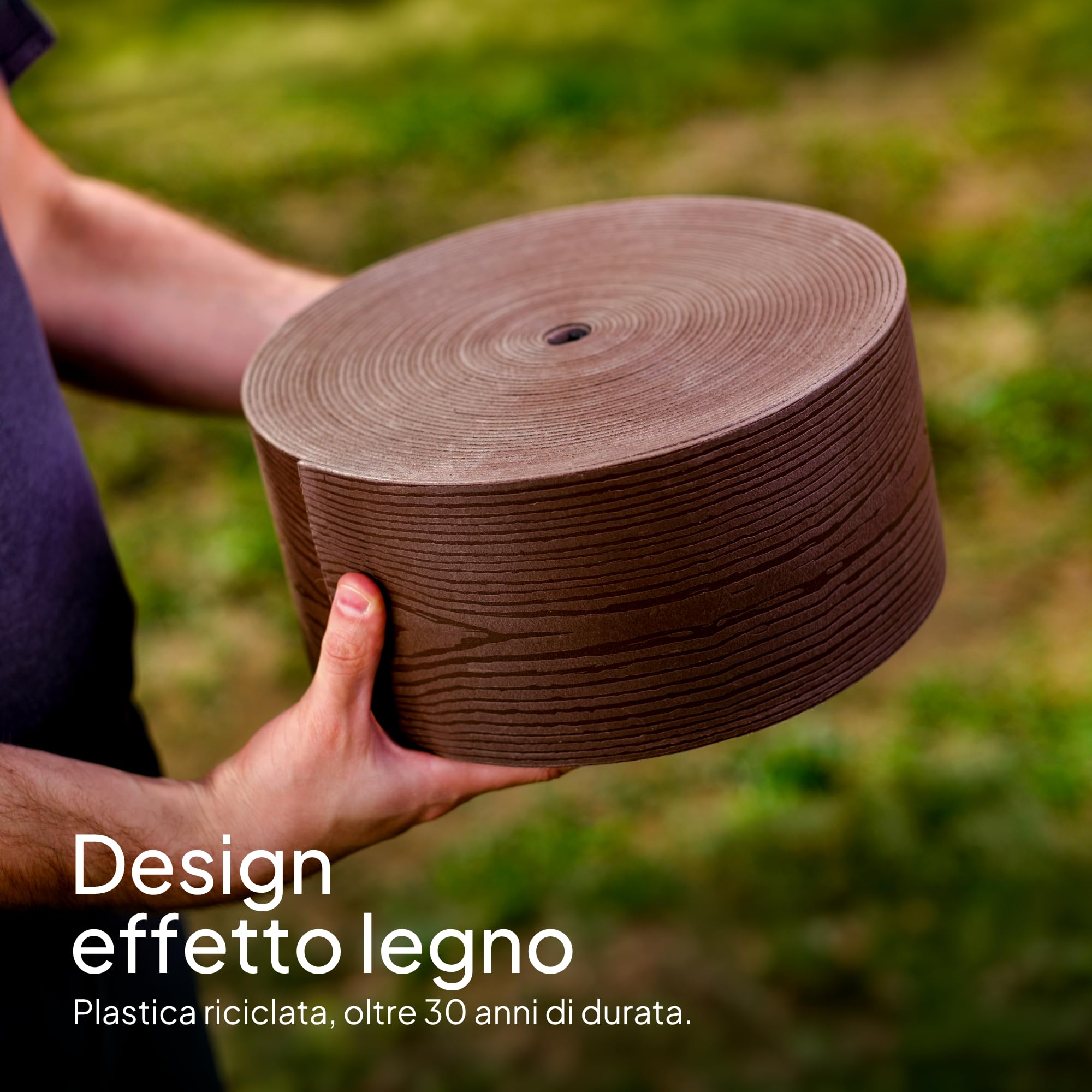 UNIGARDIA Bordura per Aiuola 20 m - Altezza 13 cm, Spessore 3 mm - Bordatura per Giardino in Plastica - Cordolo Flessibile per Aiuole - Uso Semplice, Marrone con Decori in Legno
