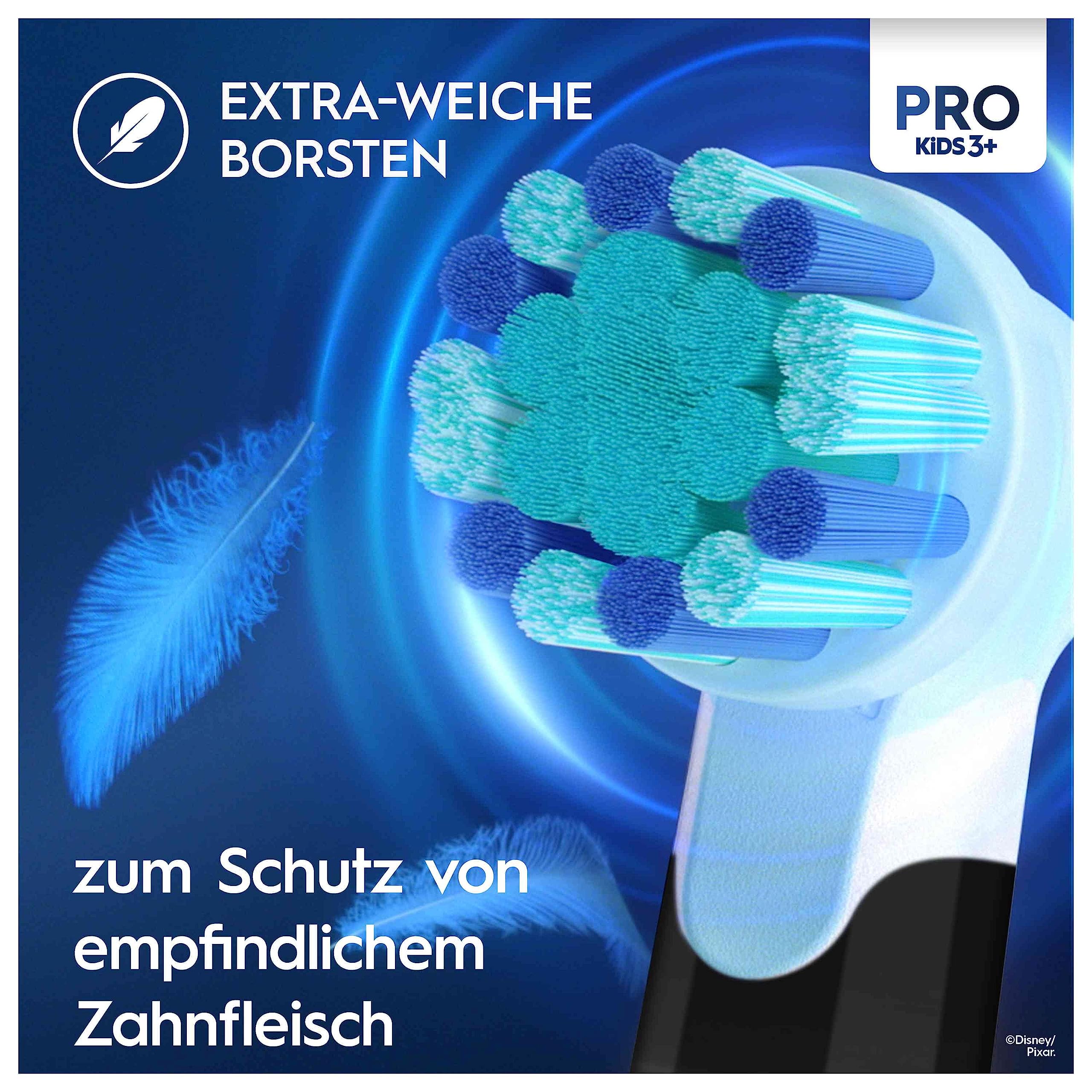 Oral-B Pro Kids Cars Elektrische Zahnbürste/Electric Toothbrush für Kinder ab 3 Jahren, inkl. Sensitiv+ Modus für Zahnpflege, extra weiche Borsten, 1 Aufsteckbürste, 1 Reiseetui, 4 Sticker, rot/blau