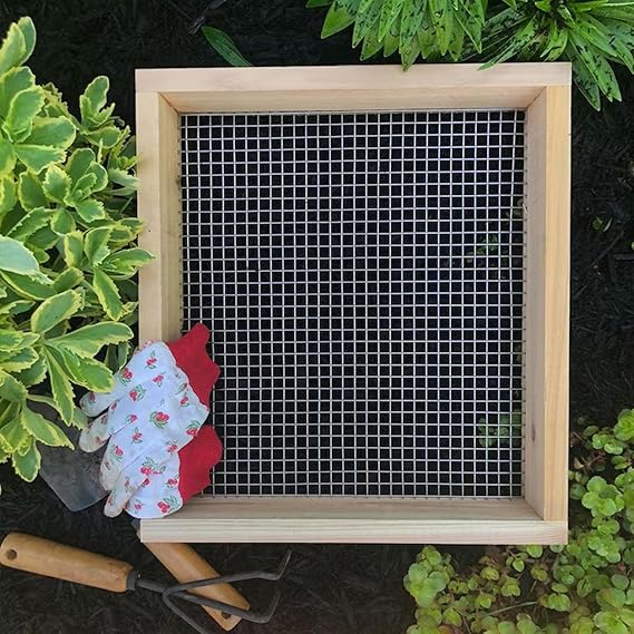 Wooden Garden Soil Sifter Compost Screen Sifter Hand