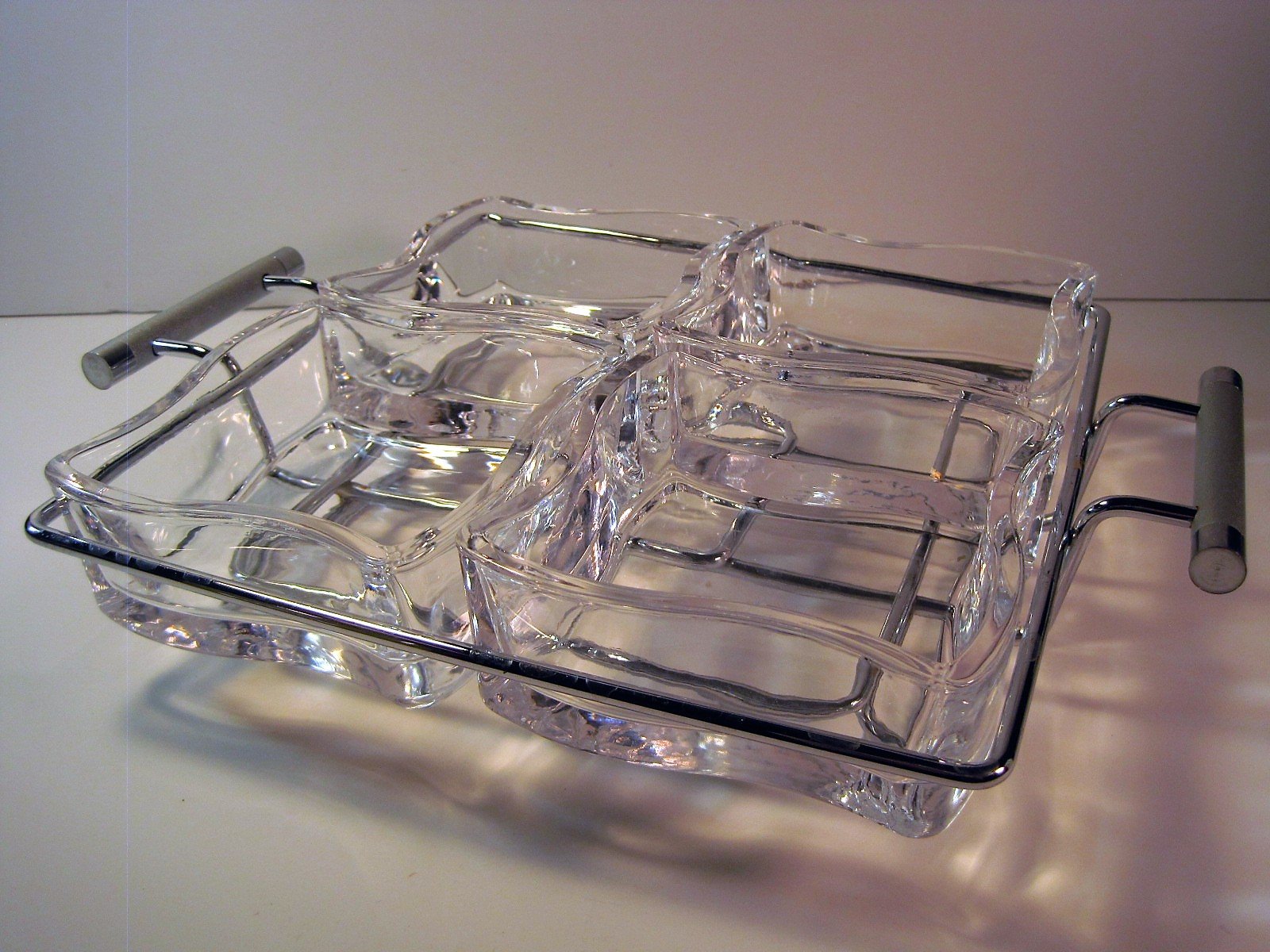 Cibo Collection, Dry Snacks/Candy or Condiment, 4 Dish Caddy, 7 Inches each dish