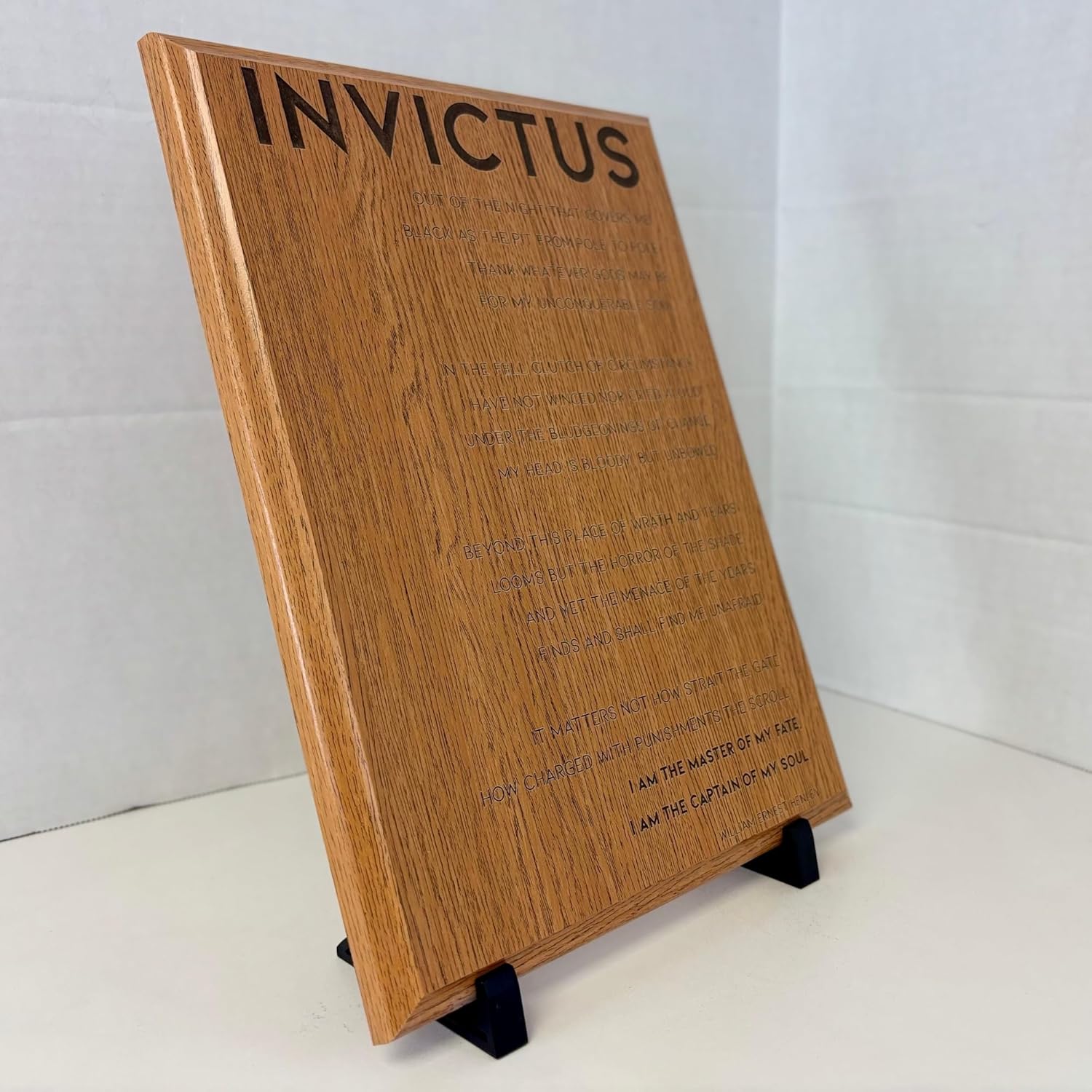 Etched lnvictus Poem Plaque – William Ernest Henley Wall Art – Inspirational Motivational Gift – Engraved Wood or Marble Finish – Home Office Decor (Oak Finish, 9x12)
