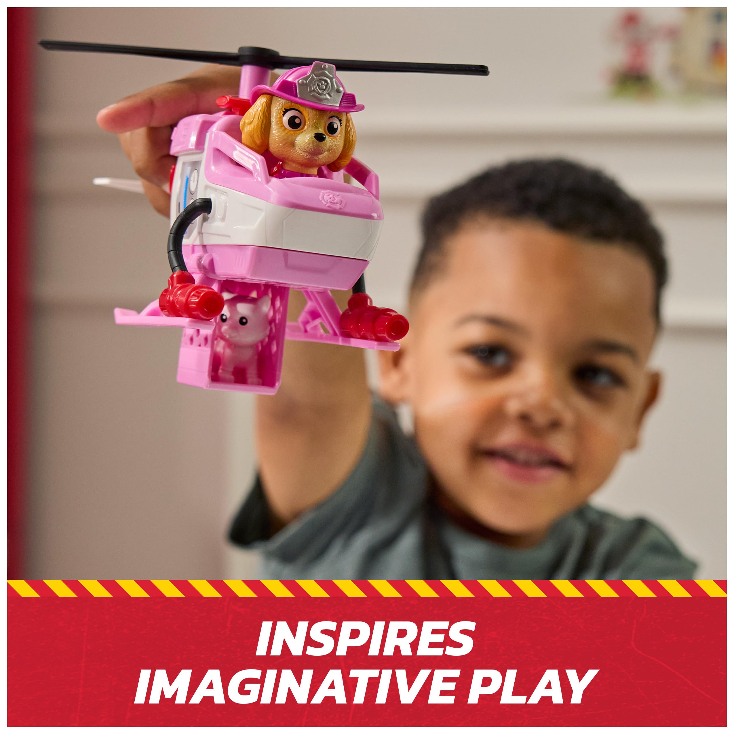 PAW Patrol Fire Rescue: Skye Rescue Fire Chopper z figurką, Kitty Friend i zabawkowym helikopterem, zabawki dla dzieci dla chłopców i dziewczynek w wieku od 3 lat
