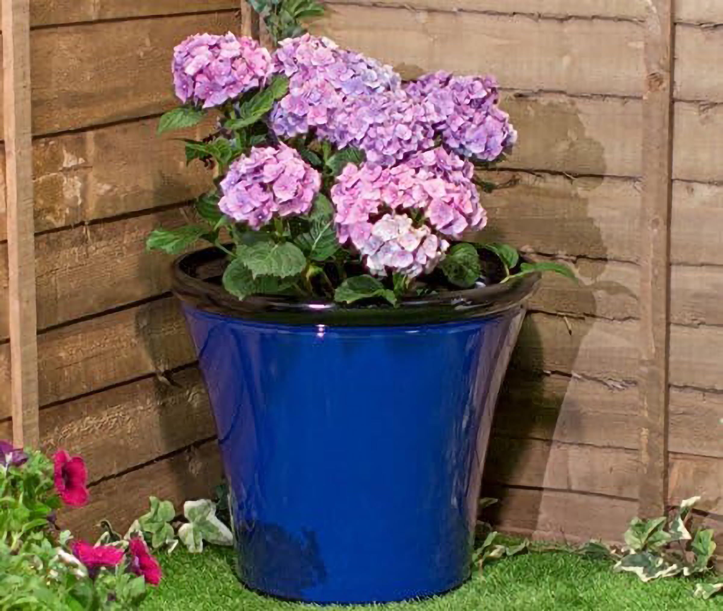 Primrose Decorative Cone Outdoor Garden Resin Planter Pacific Blue Plant Pot 55cm