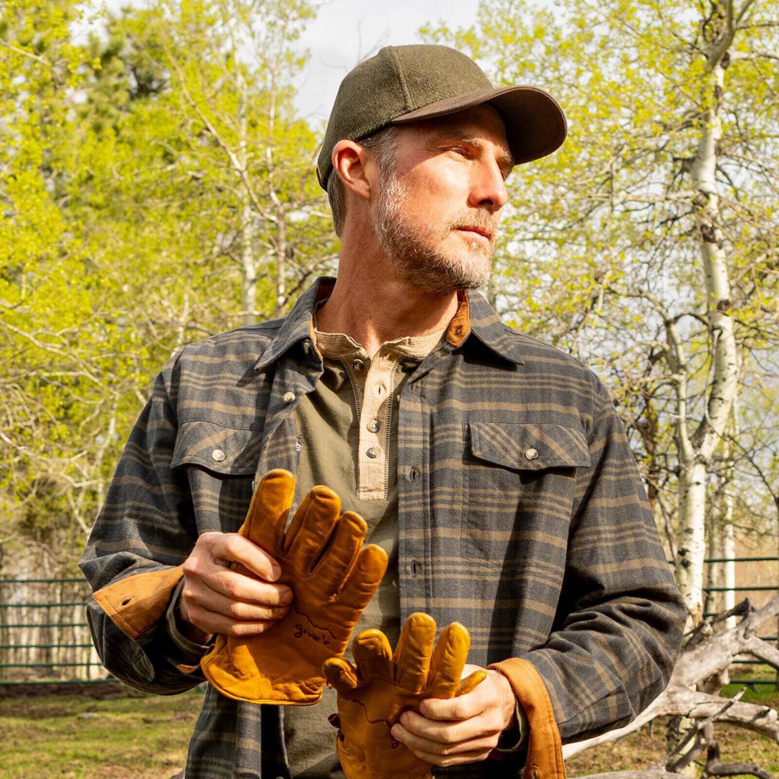 Amazon.com: Legendary Whitetails Men's Recluse Henley Army Small