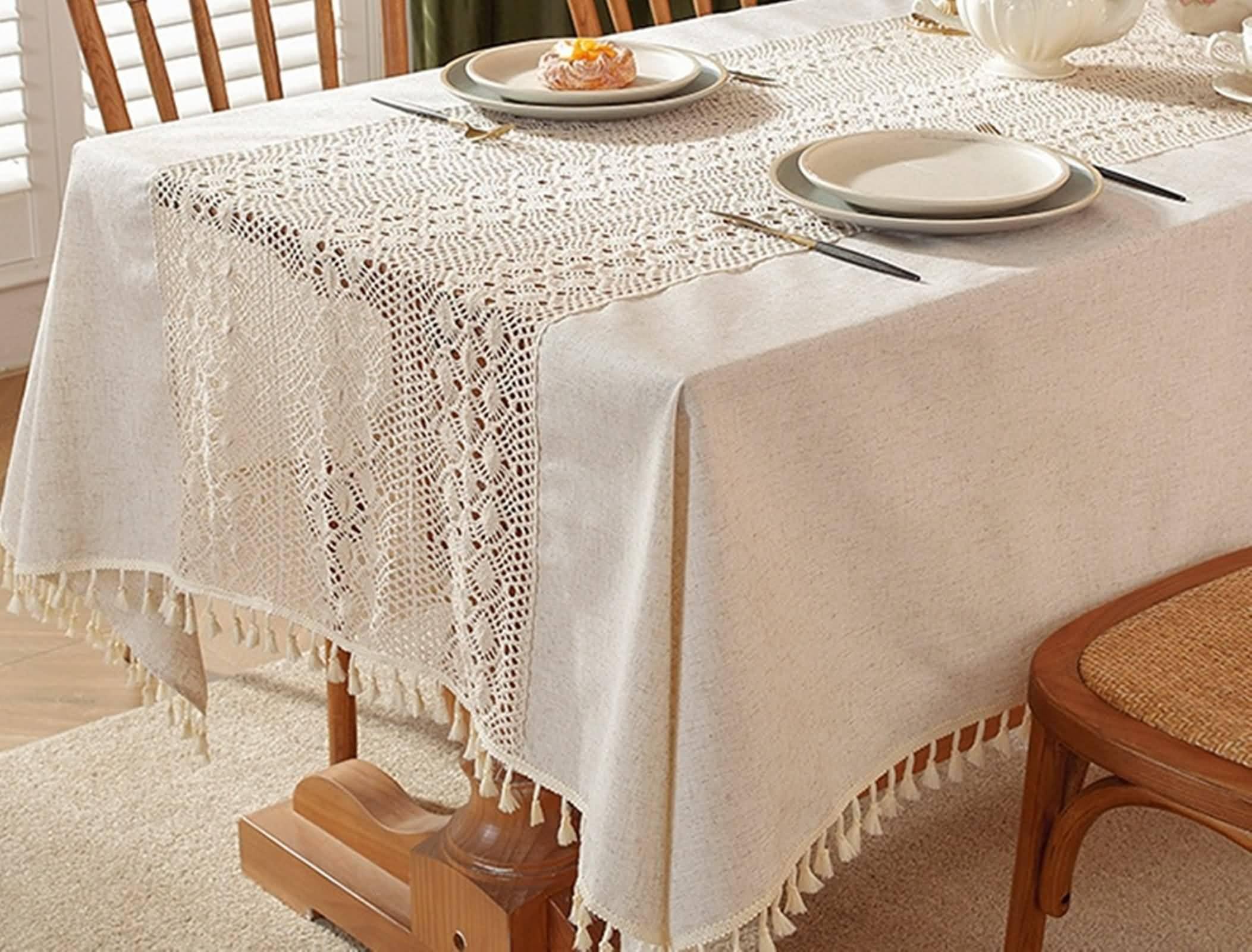 Tovaglia Antimacchia, Tovaglie 140 x 300 cm Pizzo lavorato a maglia cavo con nappa in Poliestere Copritavolo per Tavolo da Pranzo, Cucina, Festa CompleannoBeigeStile 2