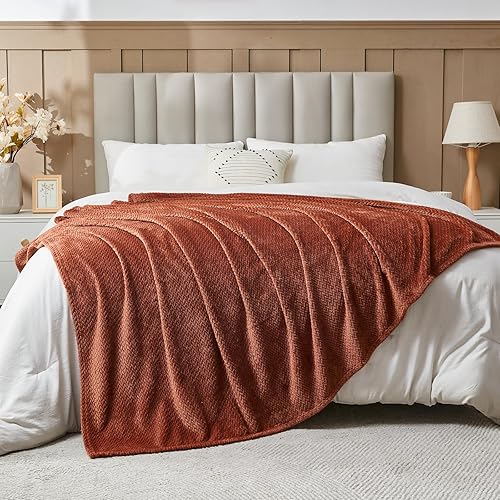 Miniatura 4 de NEWCOSPLAY - Manta supersuave, decorativa, de vellón de franela sedosa, con estampado de hojas, ligera, para todas las estaciones (color café (50 x