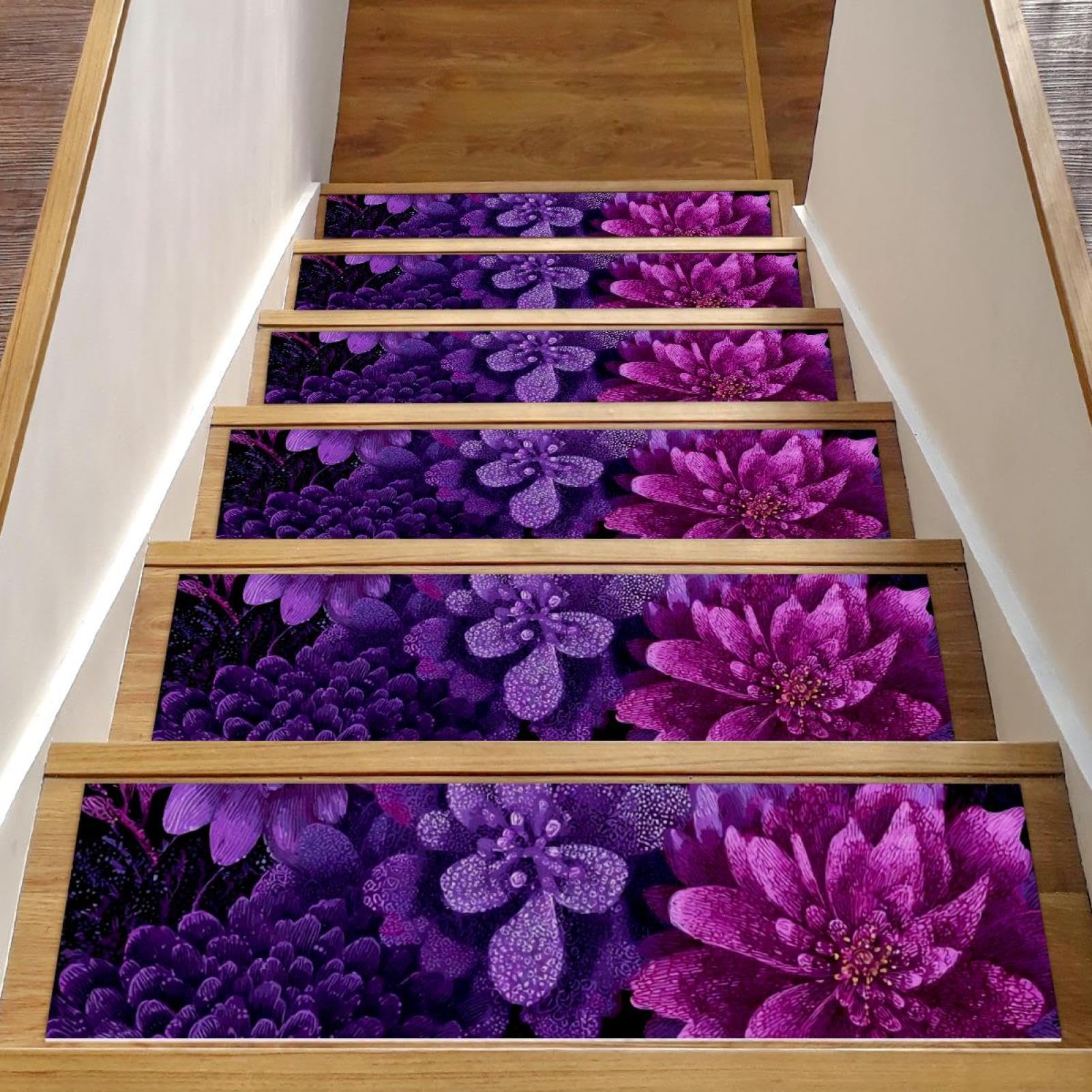 Tapis d'escalier antidérapants violets : finies les marches glissantes !