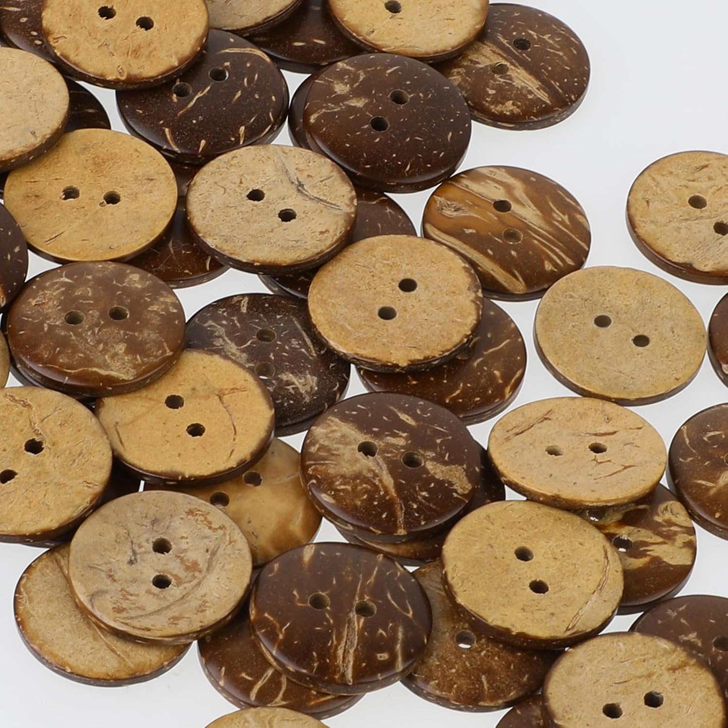 100pcs Natural Coconut Shell Buttons Sewing Buttons 2 Hole Big Buttons, 3/4 Inch Brown Wooden Buttons for Crafts Sewing, Shirt, Clothing Replacement, Buttons Crochet Projects Crafts Decoration
