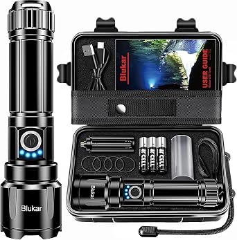 Blukar Taschenlampe LED Aufladbar, Extrem Hell Hohe Helligkeit Zoombar Taschenlampen Starke mit 5 Lichtmodi, IP67 Wasserdichte Flashlight Torch für Camping, Wandern, Outdoor, Angeln, Notfäll