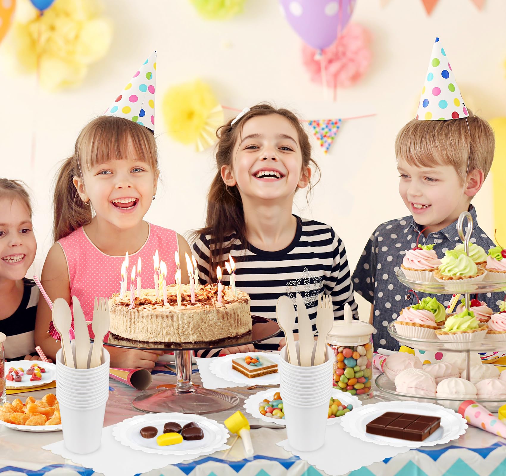10 Assiettes en Carton Anniversaire - Blanc et Or - 18 ans - Jour de Fête - Assiettes - Assiettes, gobelets, serviettes