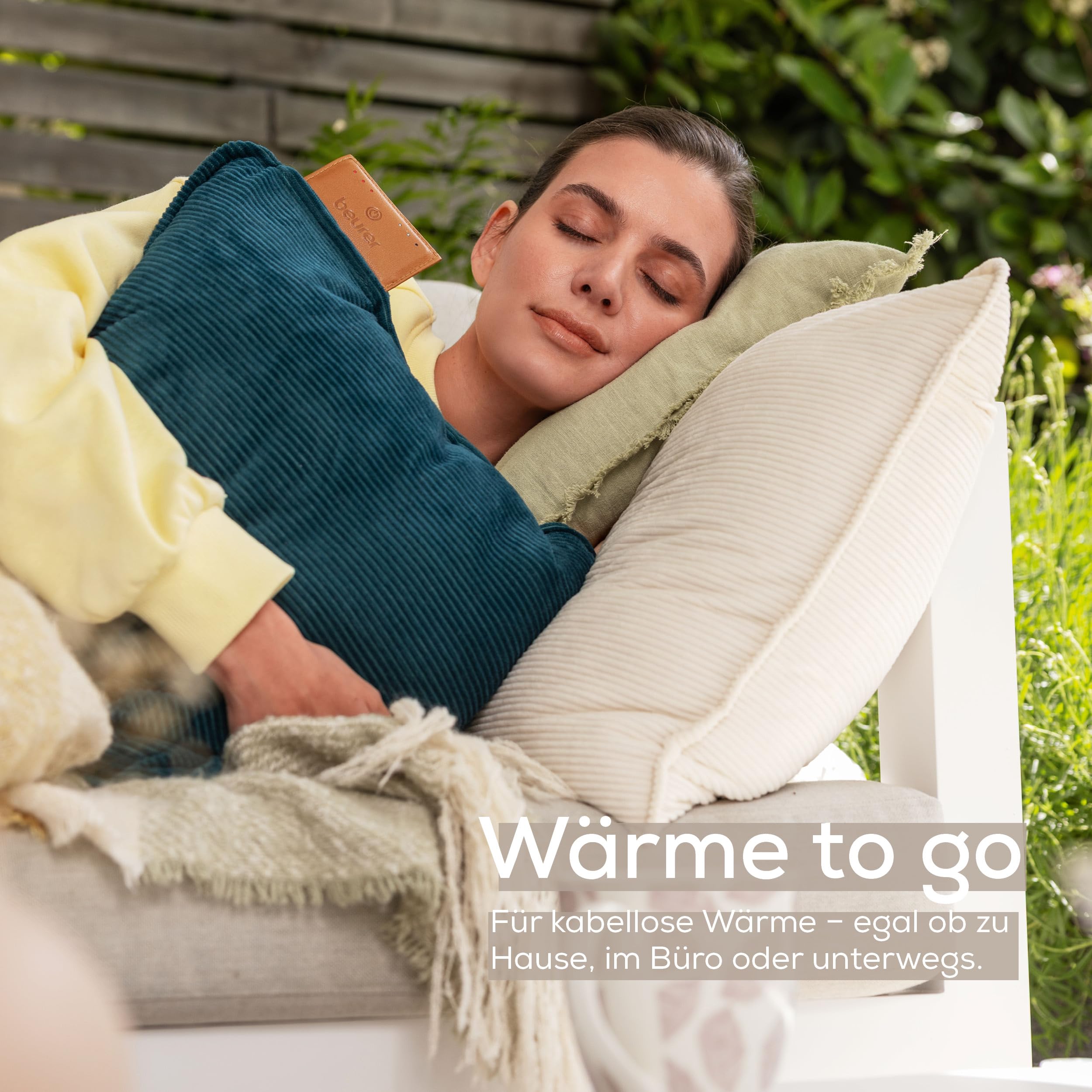 Beurer Heaty Heizkissen, kabelloses Heizkissen mit Akku, Wärmekissen mit Abschaltautomatik und 3 Temperaturstufen, mit Schnellheizung, weicher Cordstoff, cashmere-creme/weiß