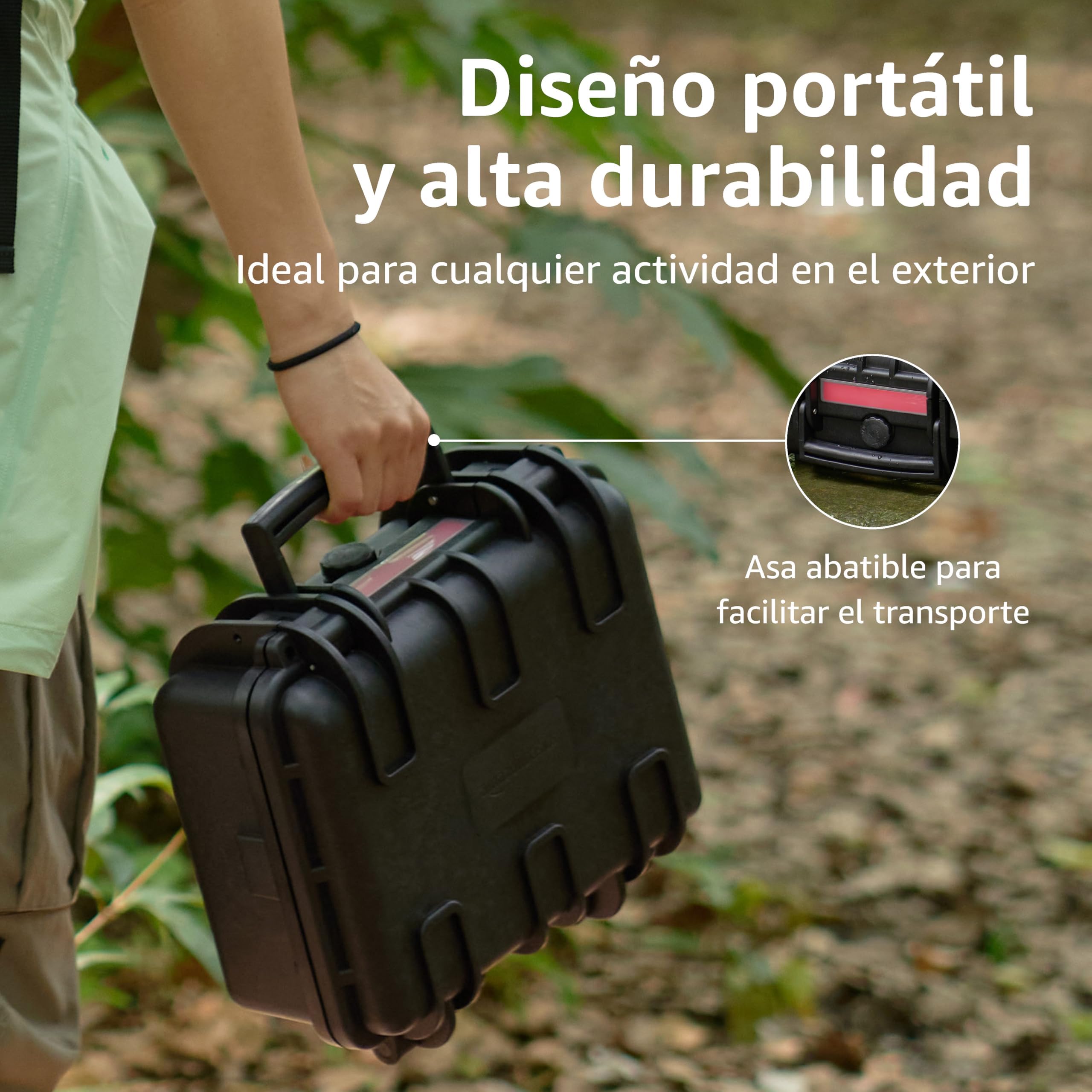 Amazon Basics Maleta Portátil Protectora Rígida Pequeña para Cámaras, Drones, Lentes y Accesorios, Espuma Ajustable, Impermeable, Resistente a los Golpes, 30,7 x 27 x 14,2 cm, Negro, Sólido