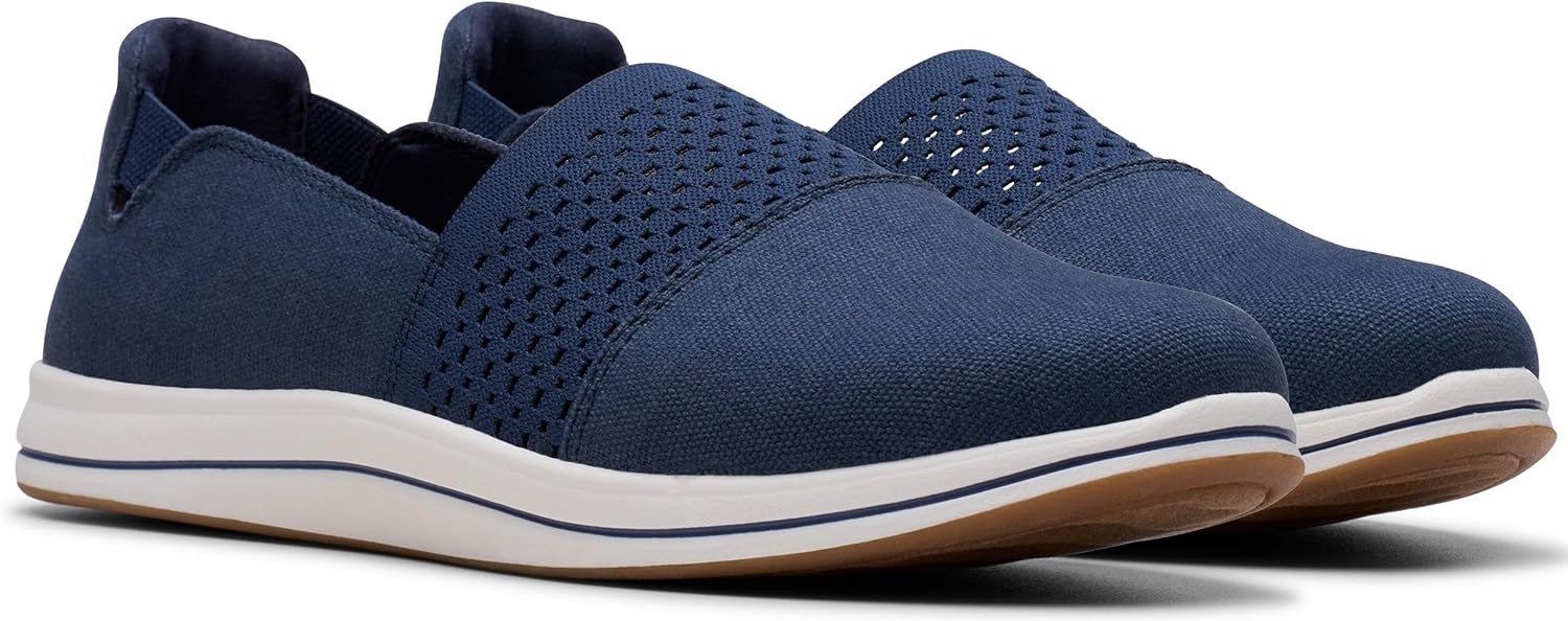 Clarks Women's Breeze Vibe CloudSteppers Slip On Loafer - Image 3