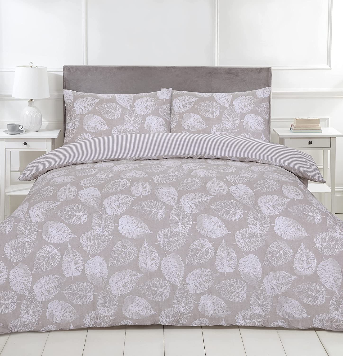 Night Comfort Leaves Print - Beige Double Bedding Duvet Set – Modern Printed Polycotton Duvet Cover With 2 Pillowcovers – Easy Care Bedding Set