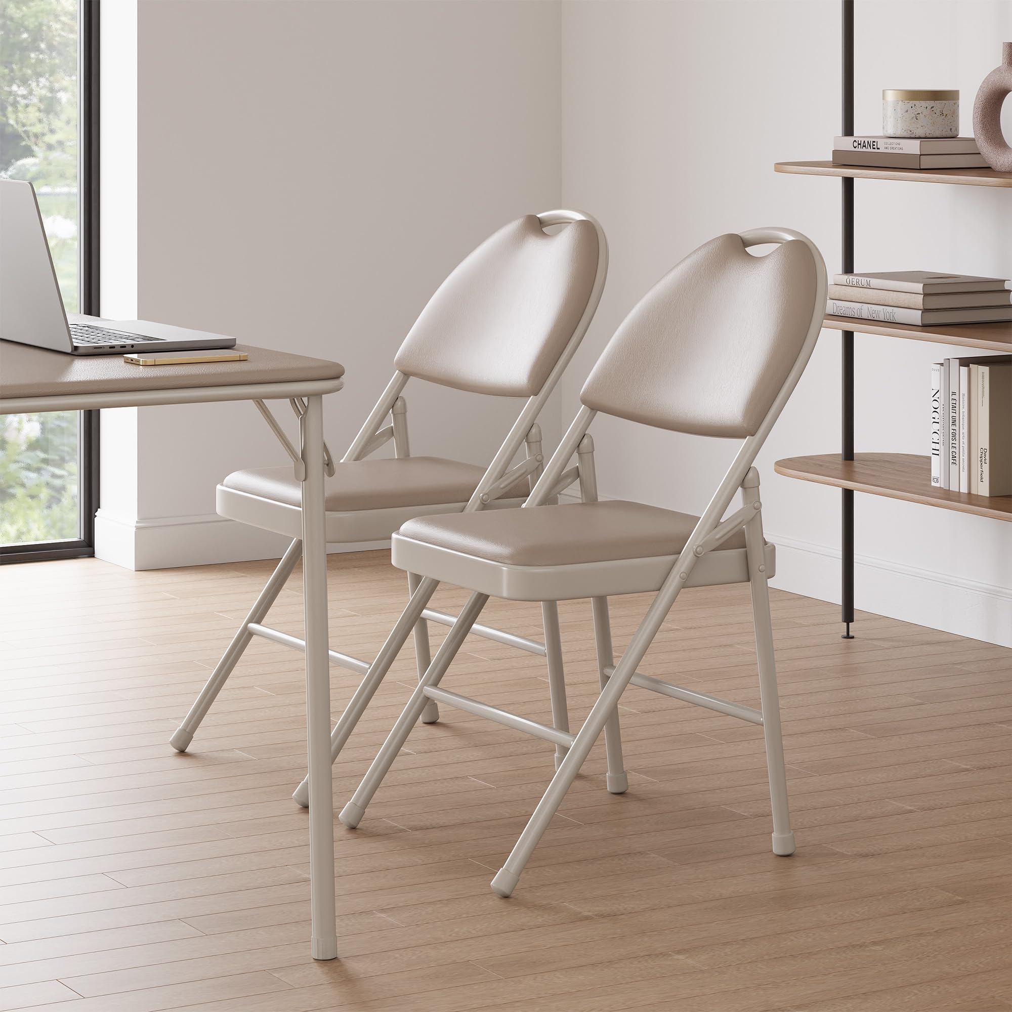 Sedie pieghevoli imbottite per sala da pranzo - struttura in metallo robusto - seduta in similpelle PU facile da pulire - schienale ergonomico - ideali per cucina, ufficio, eventi - Beige, 4