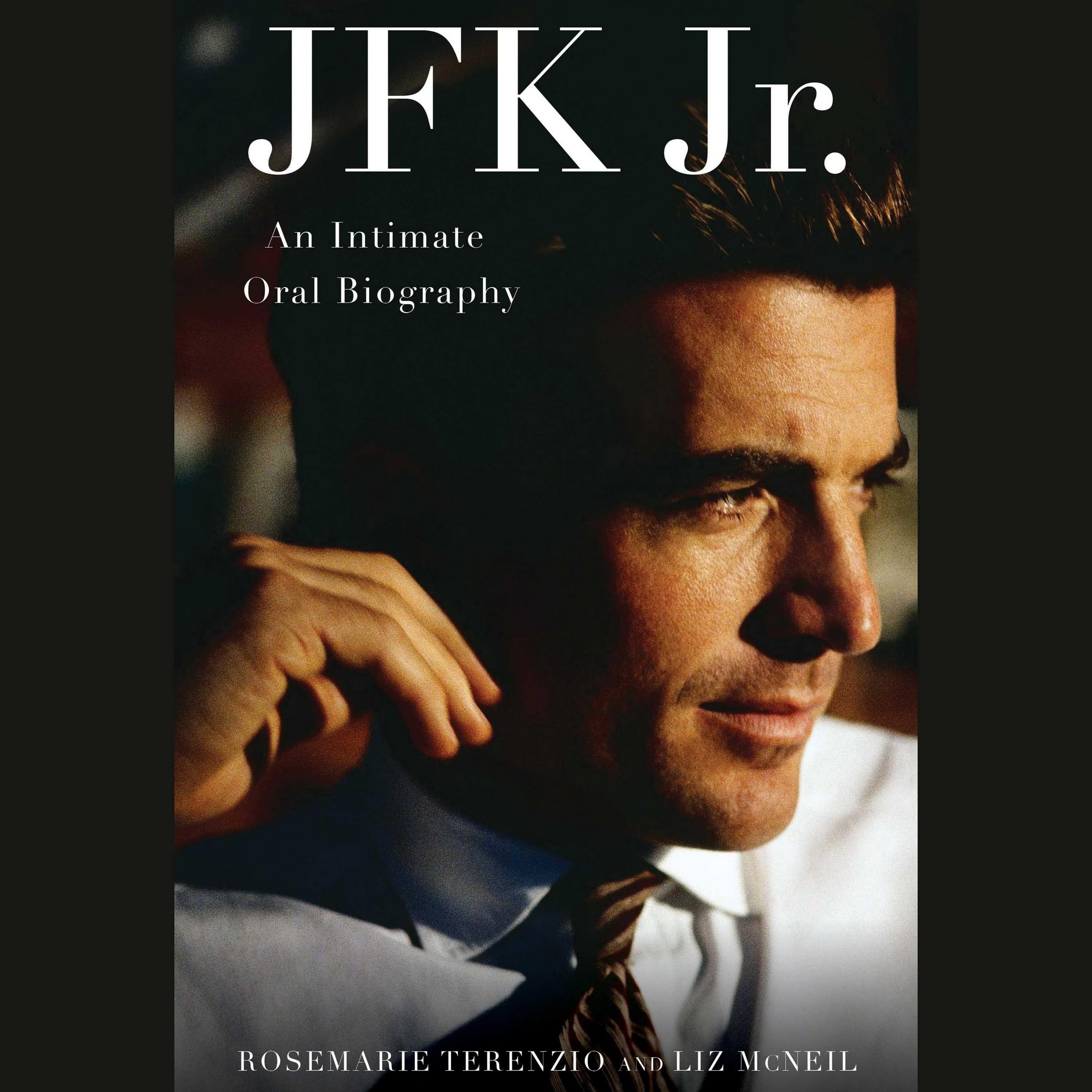 JFK Jr.: An Intimate Oral Biography | Amazon.com.br JFK Jr.: An Intimate Oral Biography | Amazon.com.br