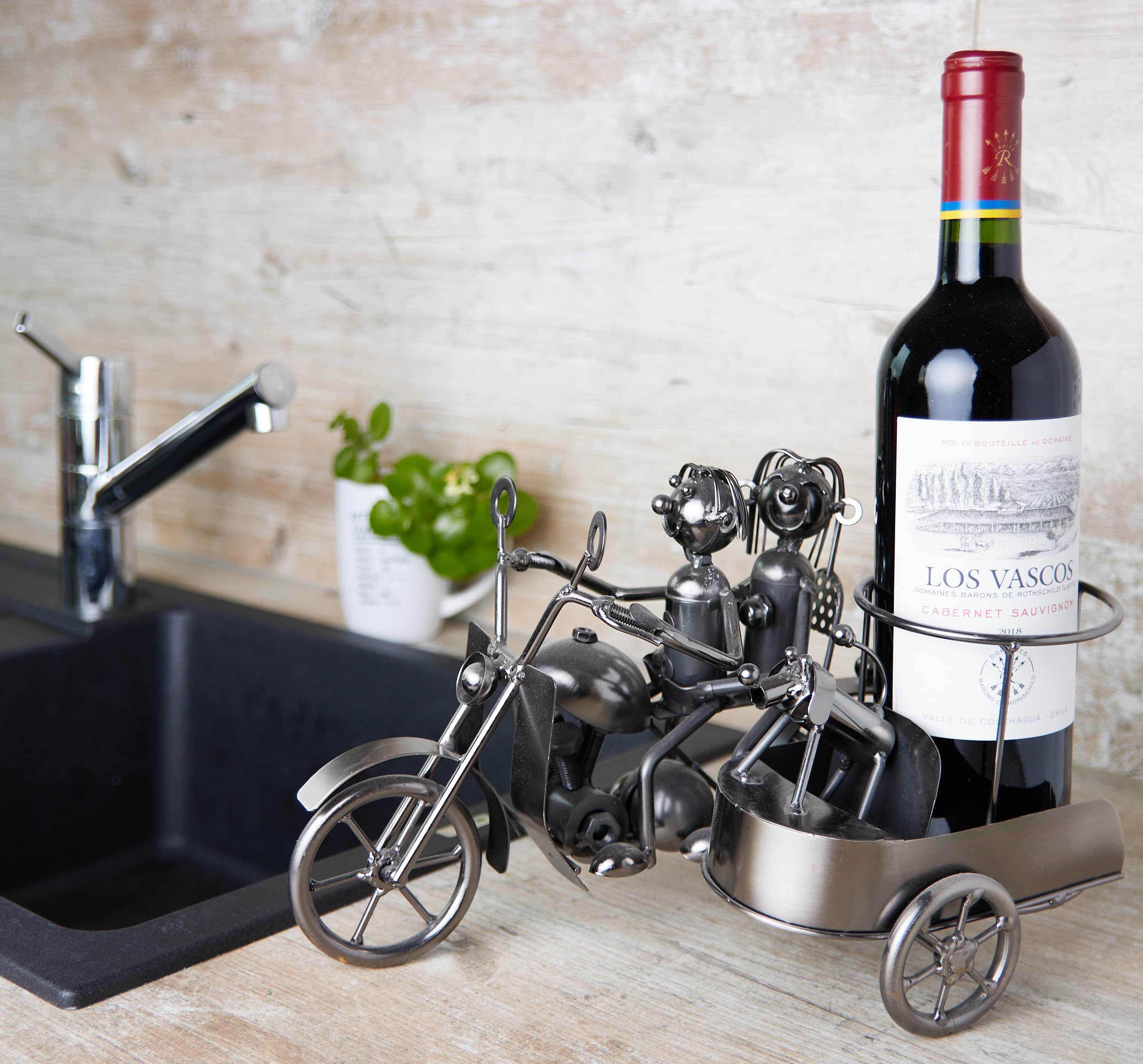 Image secondaire de BRUBAKER - Porte-Bouteille de vin - Couple & Chien à Moto Side-Car - Sculpture en Métal - Carte de vœux INCL. - Idée Cadeau Ori