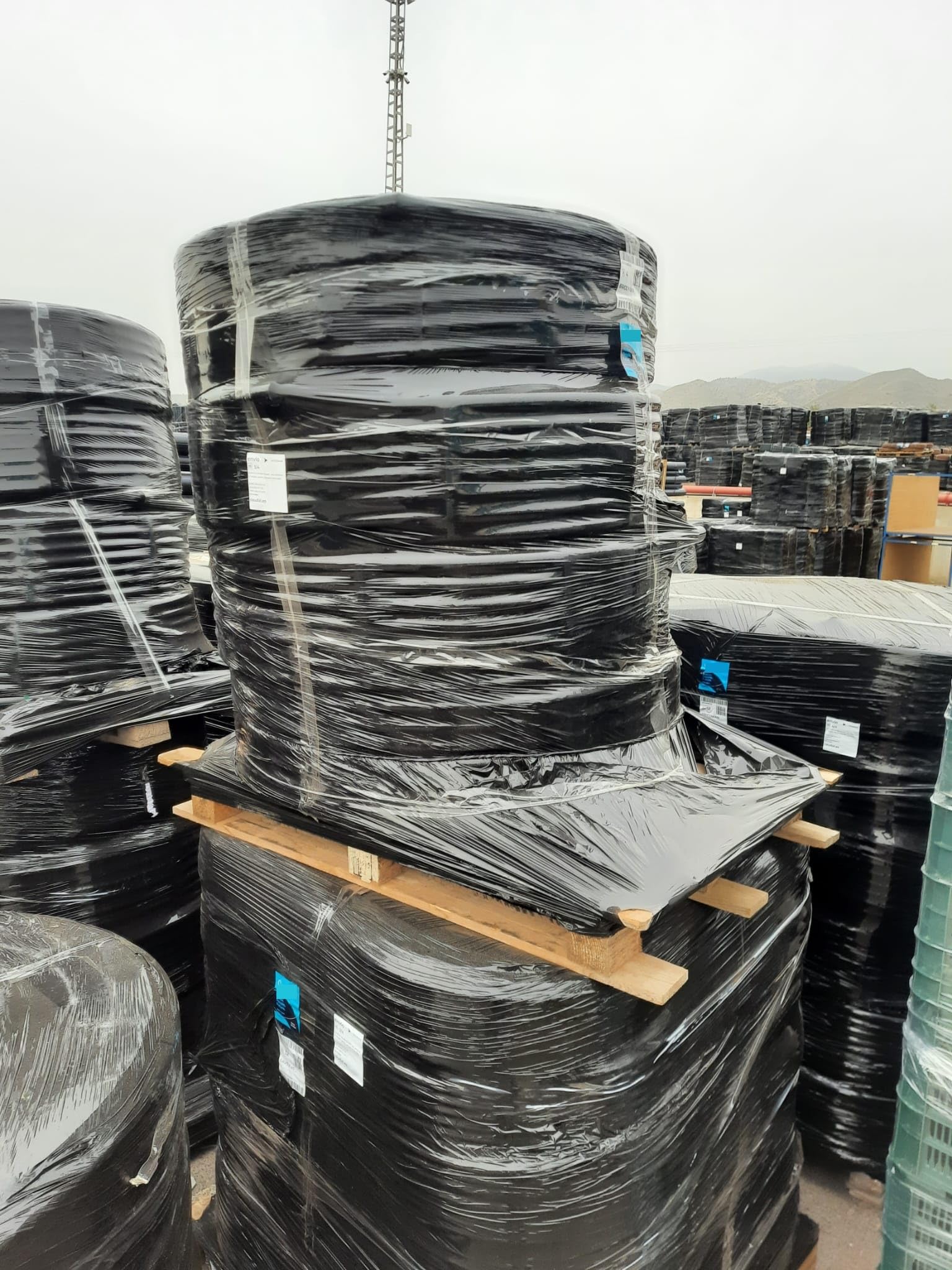 Suinga Tuberia Polietileno 32mm | Tuberia Agricola 32mm 6 bar 100 metros | Tuberia Riego 32mm | Manguera de riego 32 mm, negro