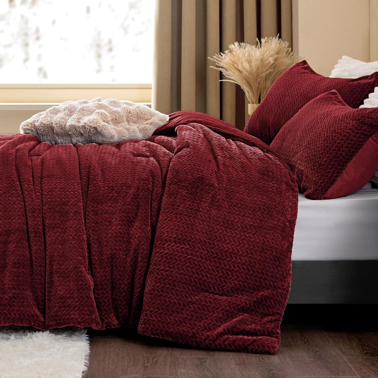Fluffy Comforter King Set - Furry Burgundy Leaves Pattern Faux Fur Bed Set, Winter Ultra Soft Fuzzy Comfort Set, Velvet Bedding Set for Bed with 2 Pillow Cases Burgundy King(102"x90")