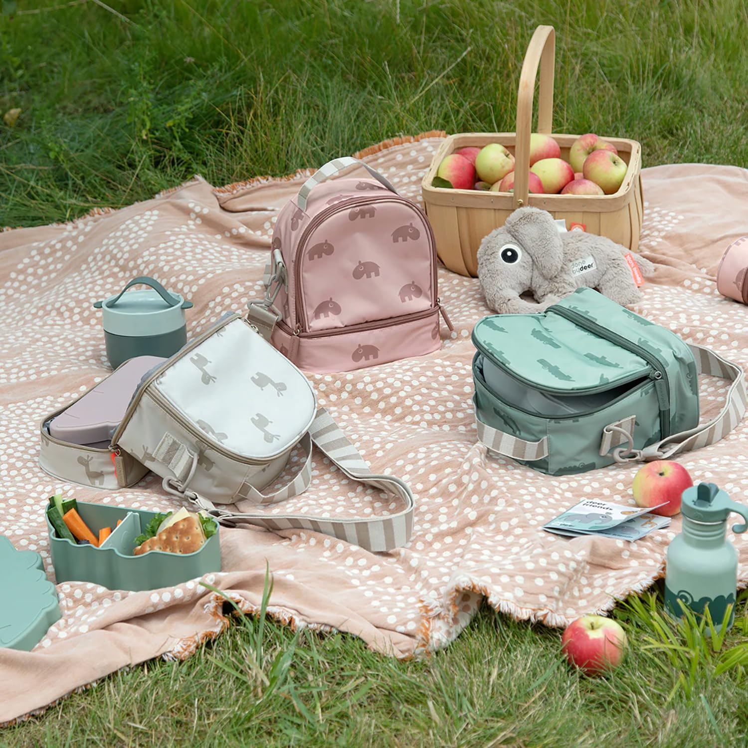 Done by Deer Isolierte Brotdose Tasche Kinder – Sand | Thermo Lunchbag für Mädchen & Jungen | Kinder Isoliertasche mit 2 Fächern & verstellbarem Schultergurt | Wasserabweisend & leicht zu reinigen
